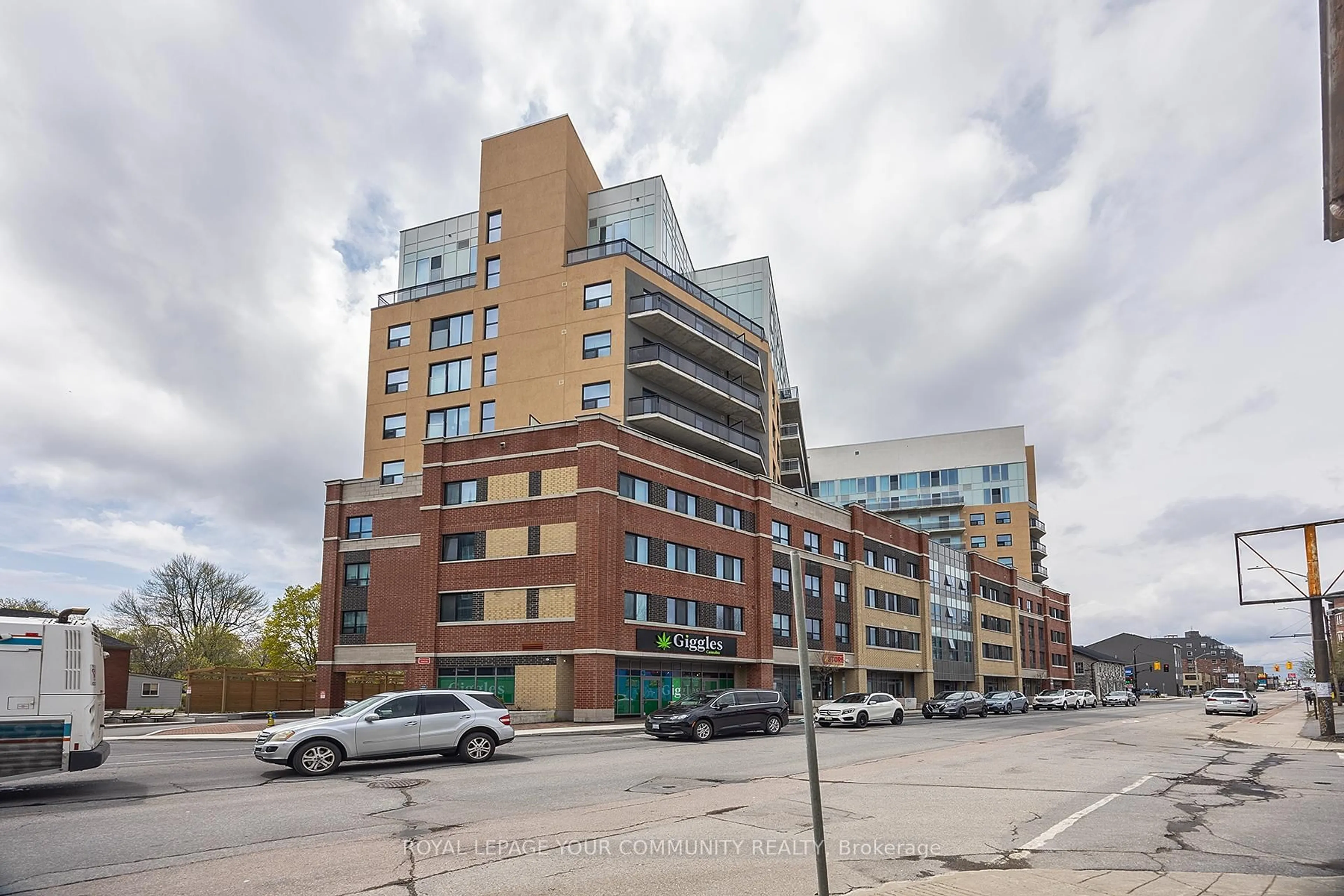 Unknown for 652 Princess St #223, Kingston Ontario K7L 1E5