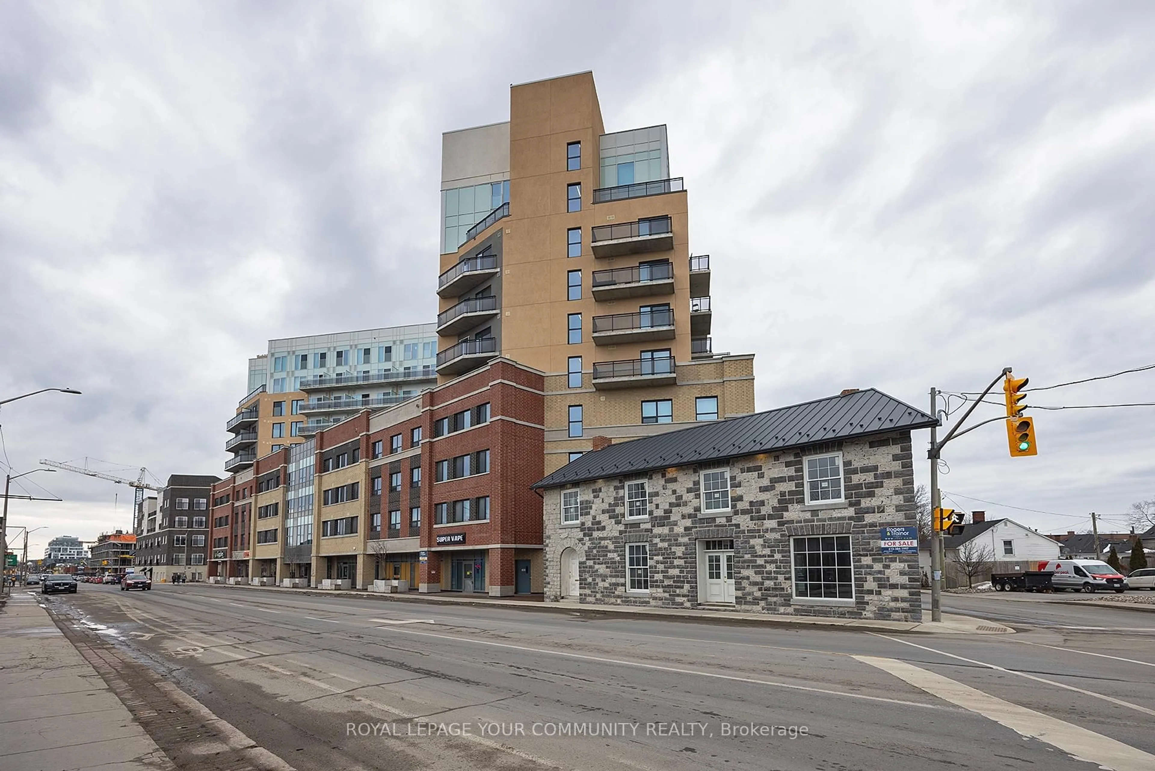 Unknown for 652 Princess St #223, Kingston Ontario K7L 1E5