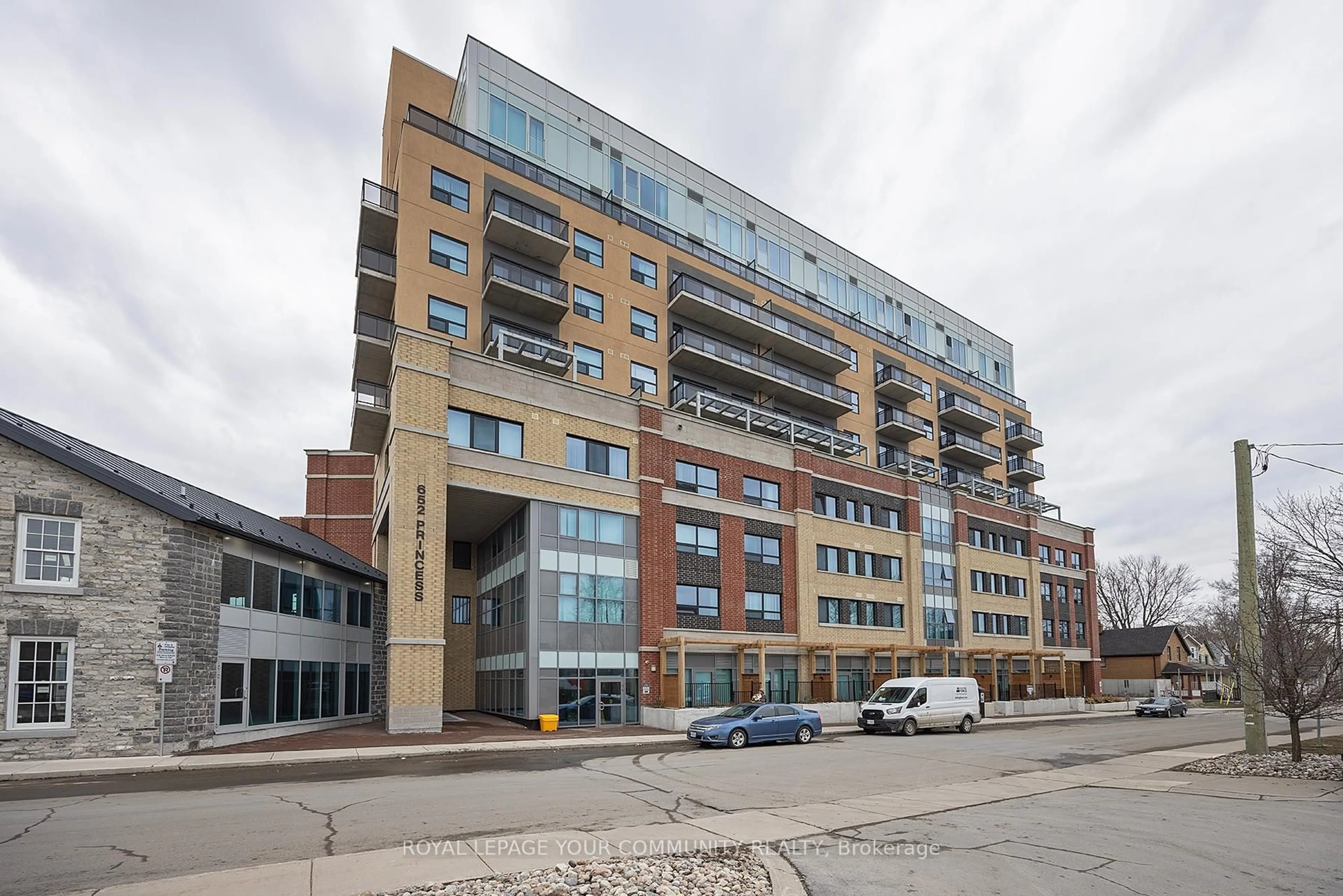 Unknown for 652 Princess St #223, Kingston Ontario K7L 1E5