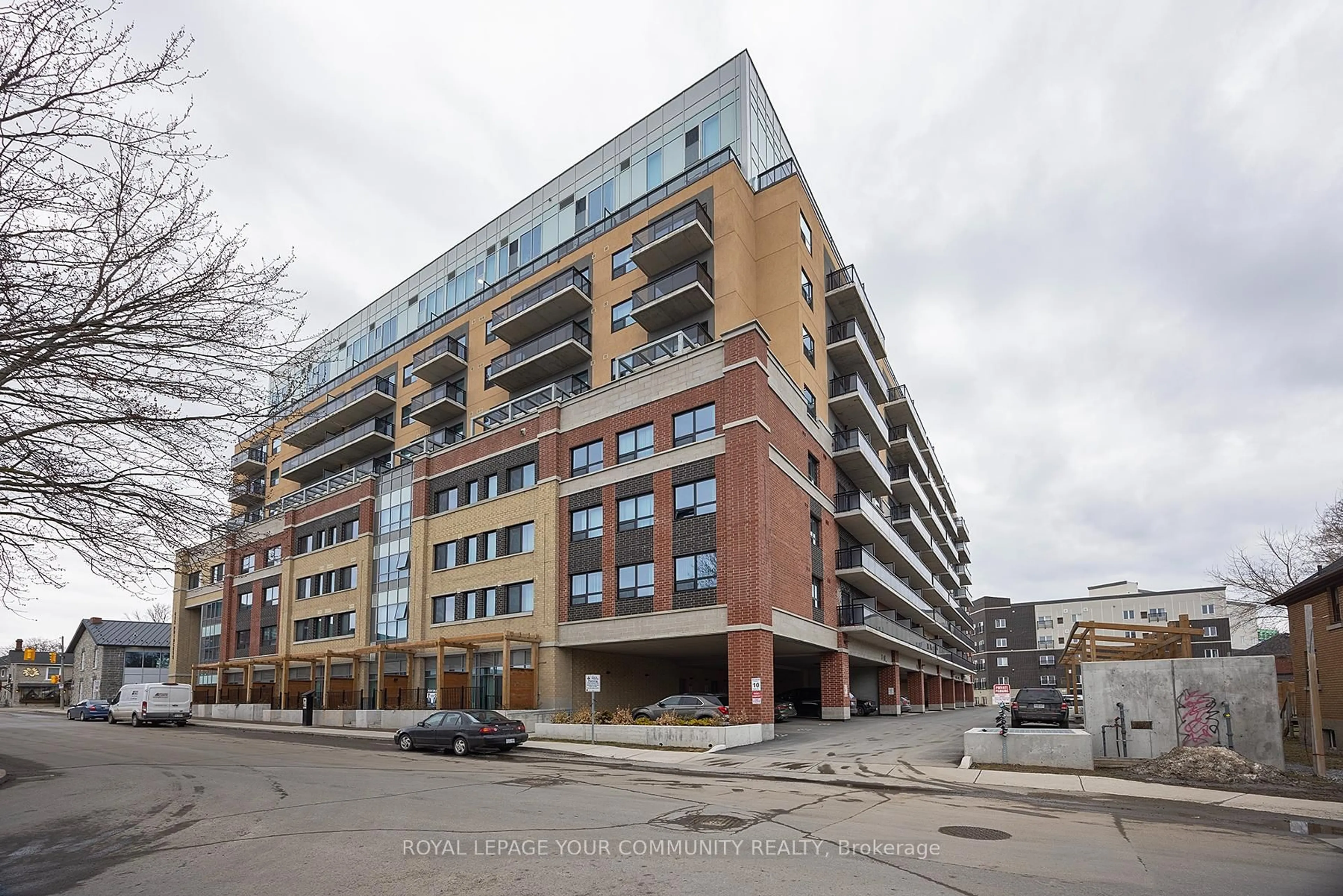 Unknown for 652 Princess St #223, Kingston Ontario K7L 1E5