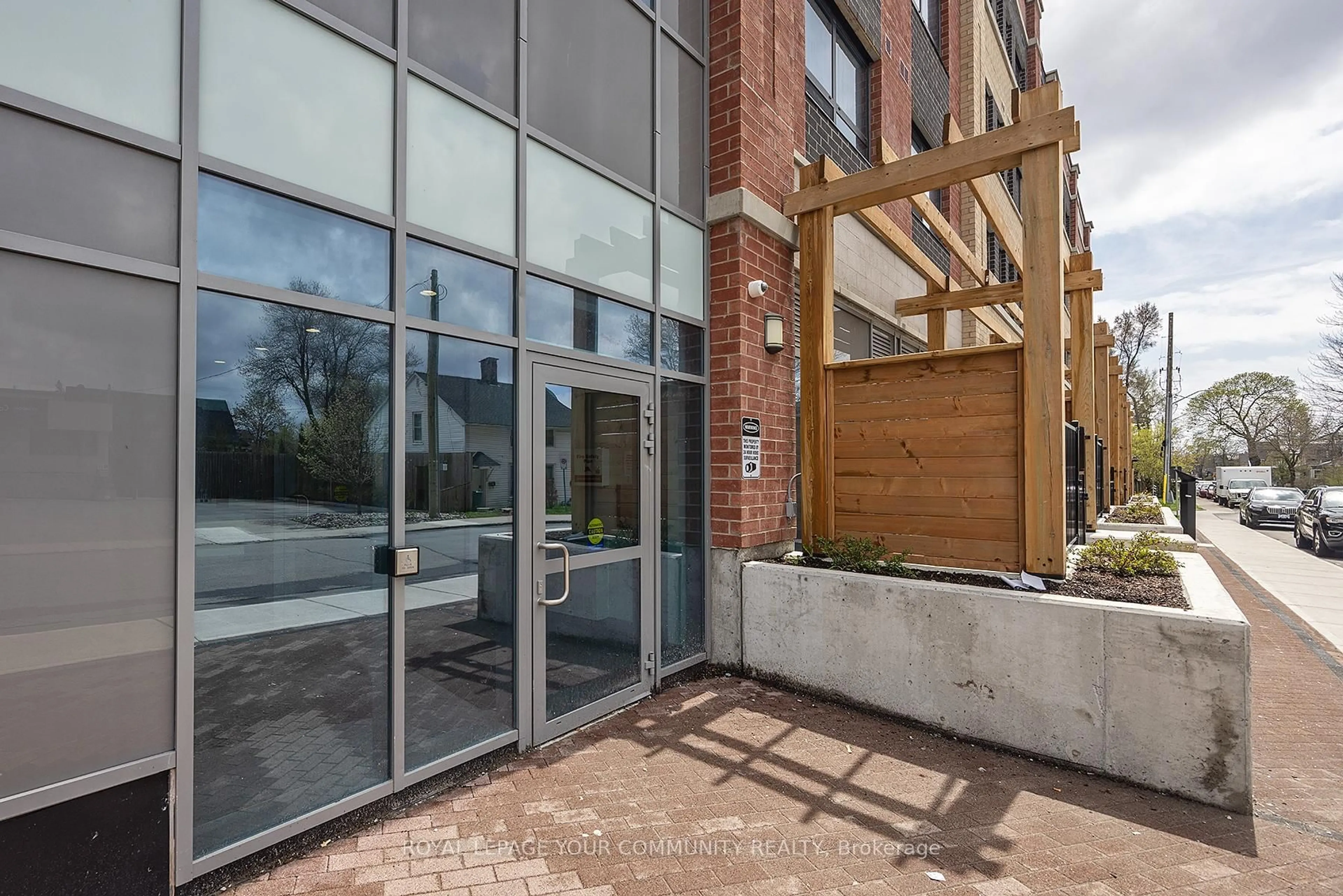 Unknown for 652 Princess St #223, Kingston Ontario K7L 1E5
