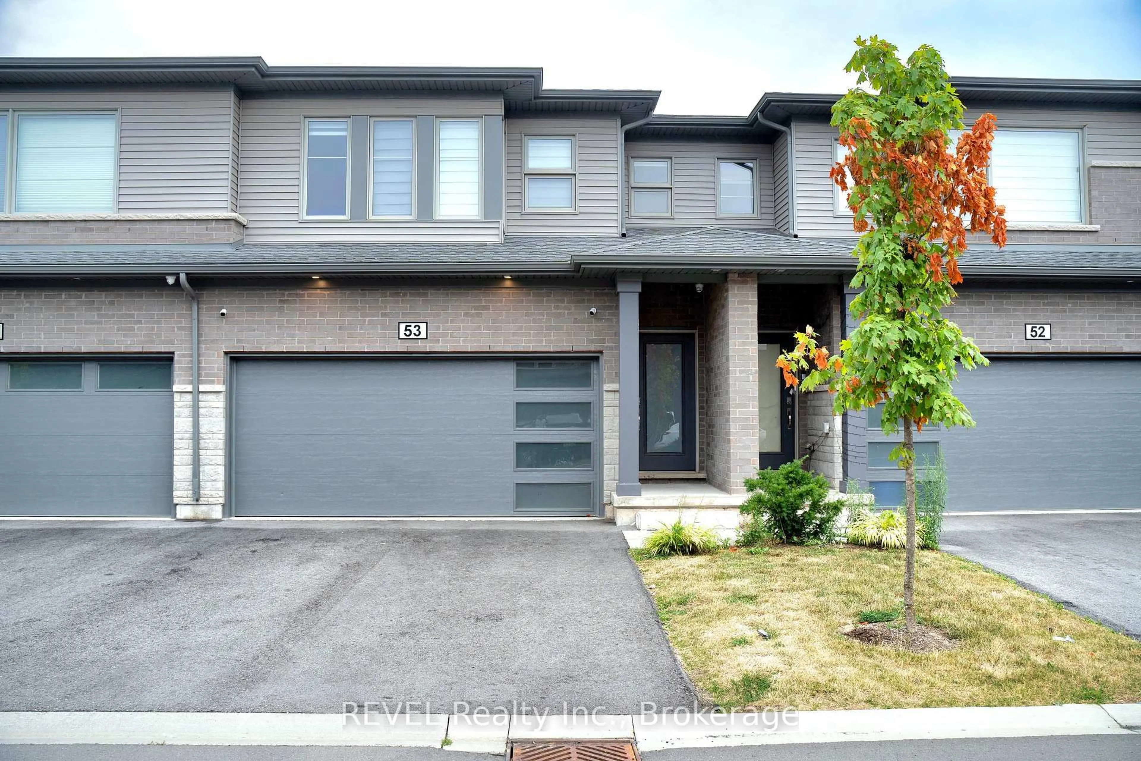 Home with brick exterior material, street for 4552 Portage Rd #53, Niagara Falls Ontario L2E 6A8