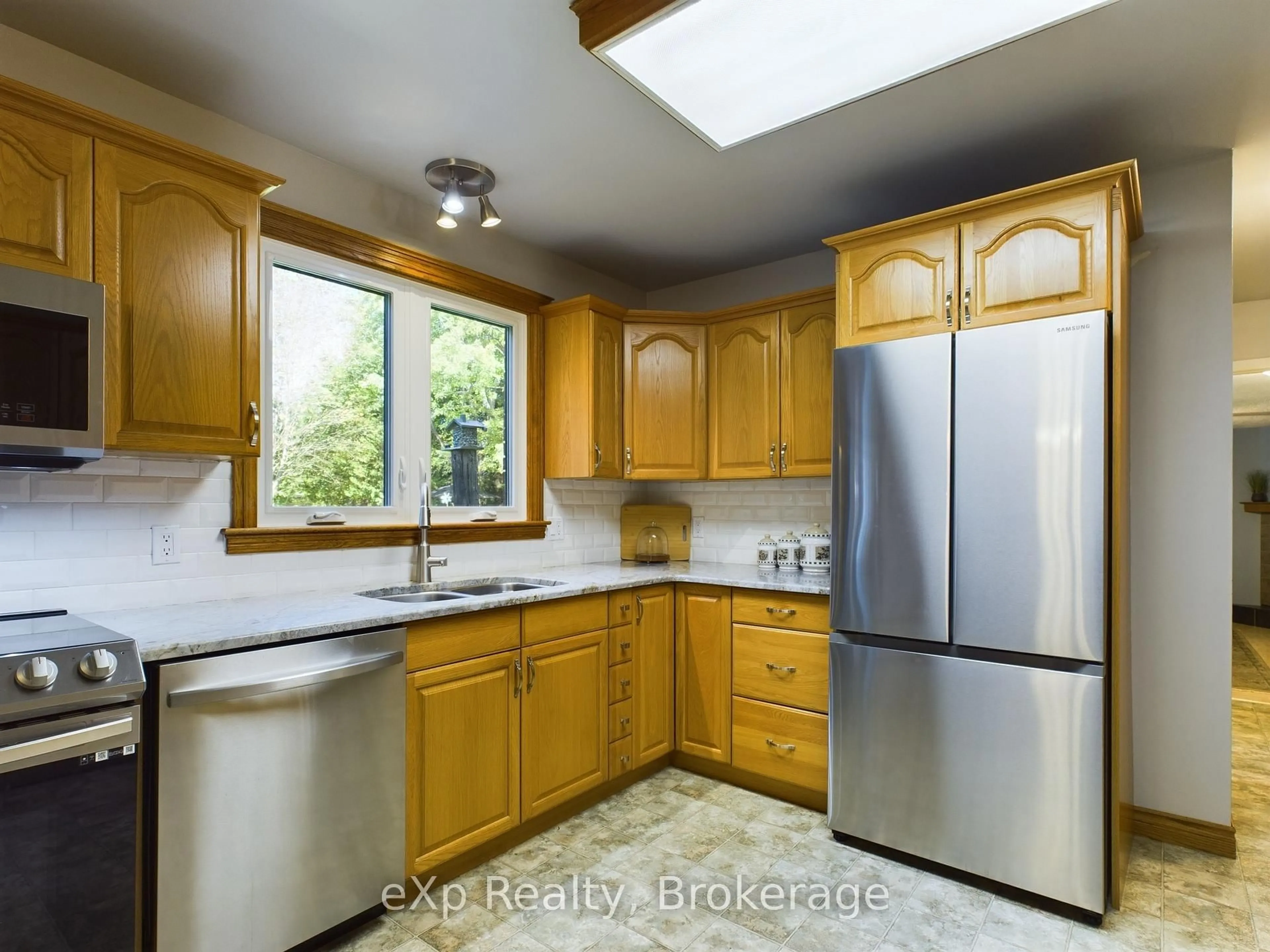 Standard kitchen, unknown for 401767 Grey Road 4 Rd, West Grey Ontario N4N 3B8