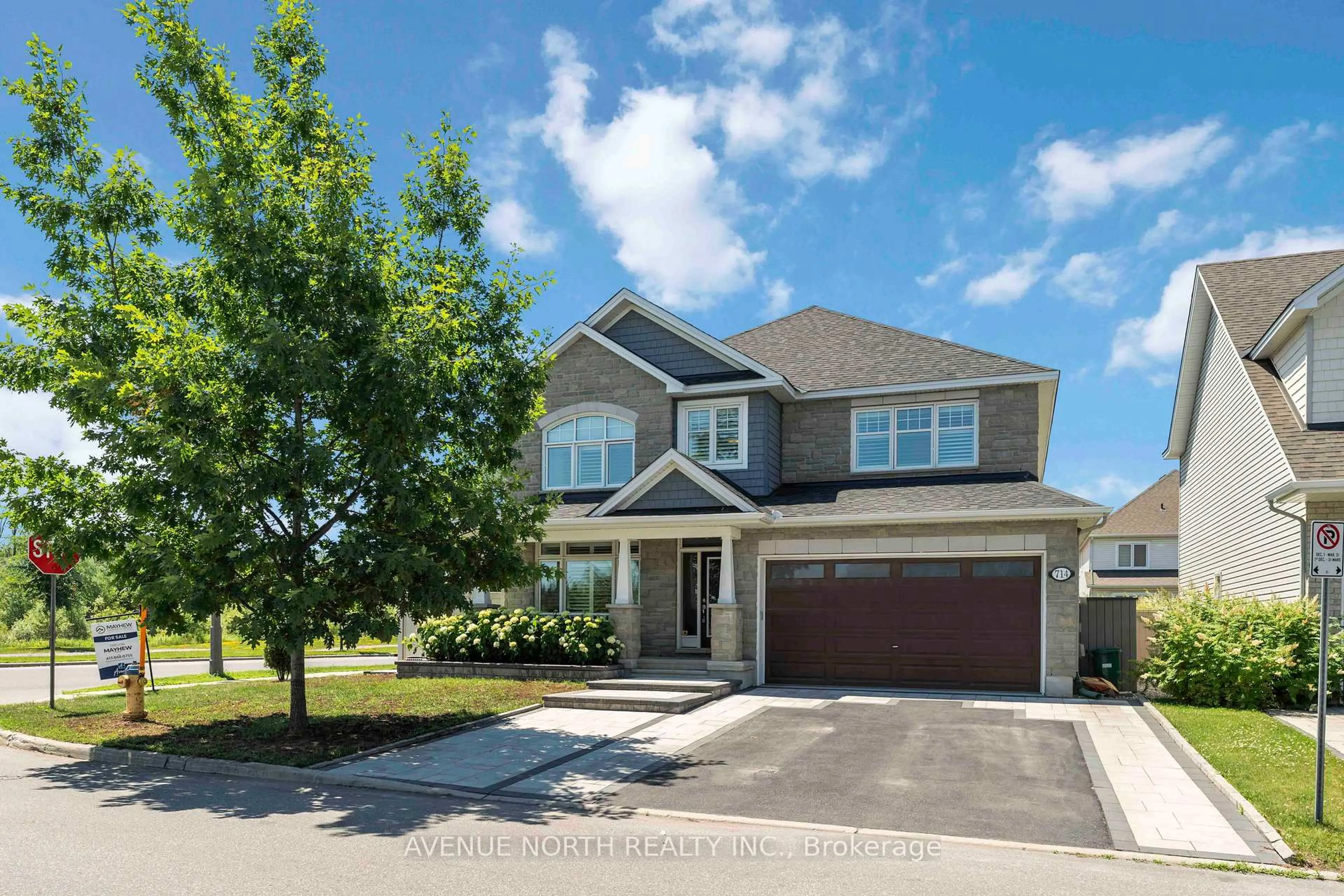 Unknown for 714 BUNCHBERRY Way, Ottawa Ontario K1T 0J8