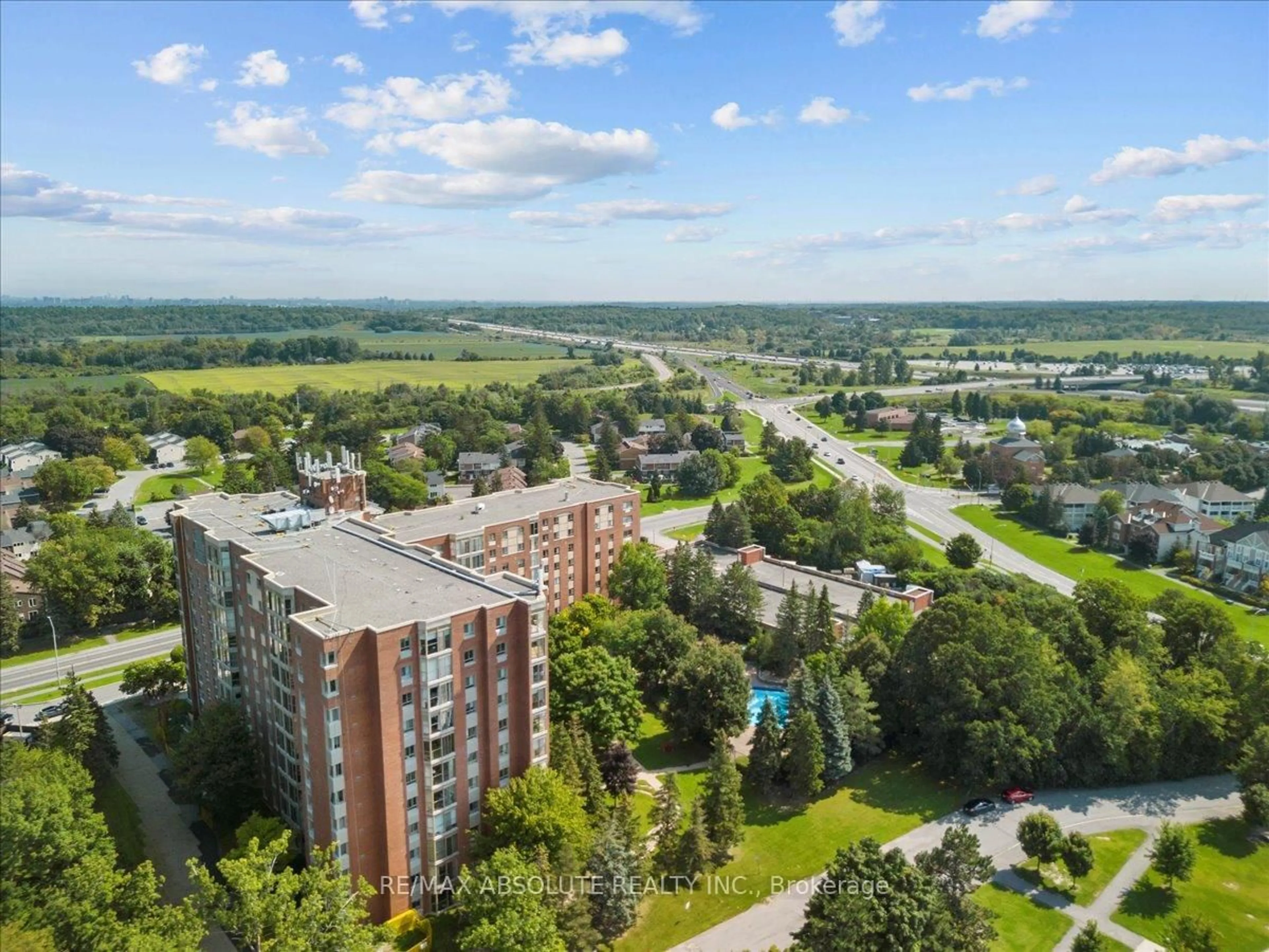A pic from outside/outdoor area/front of a property/back of a property/a pic from drone, city buildings view from balcony for 960 TERON Dr #719, Ottawa Ontario K2K 2B6