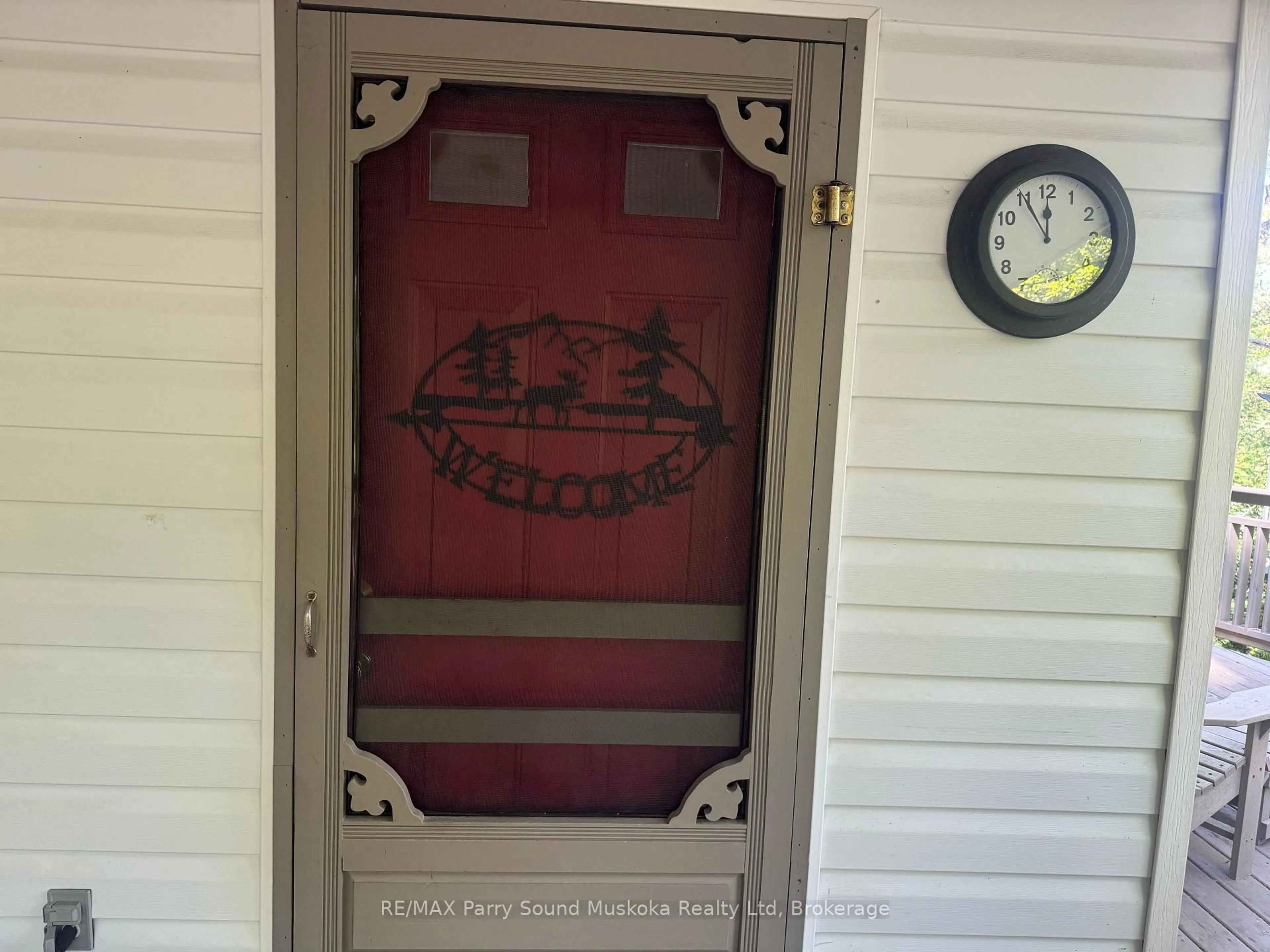Indoor entryway for 1362 Ranger Bay Rd, Parry Sound Remote Area Ontario P0H 1S0
