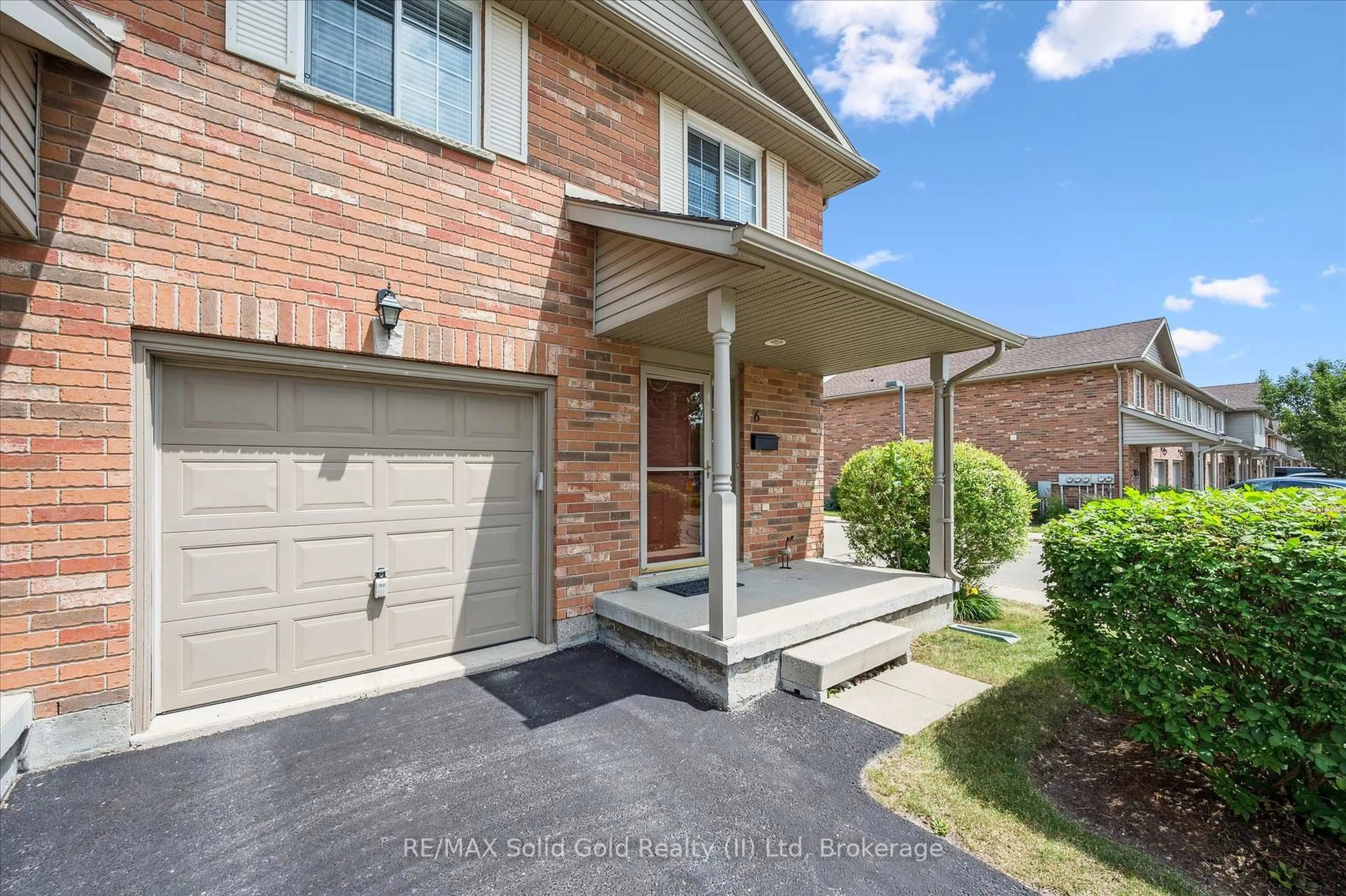 Home with brick exterior material, street for 15 Gregg Crt #6, Kitchener Ontario N2A 4H7