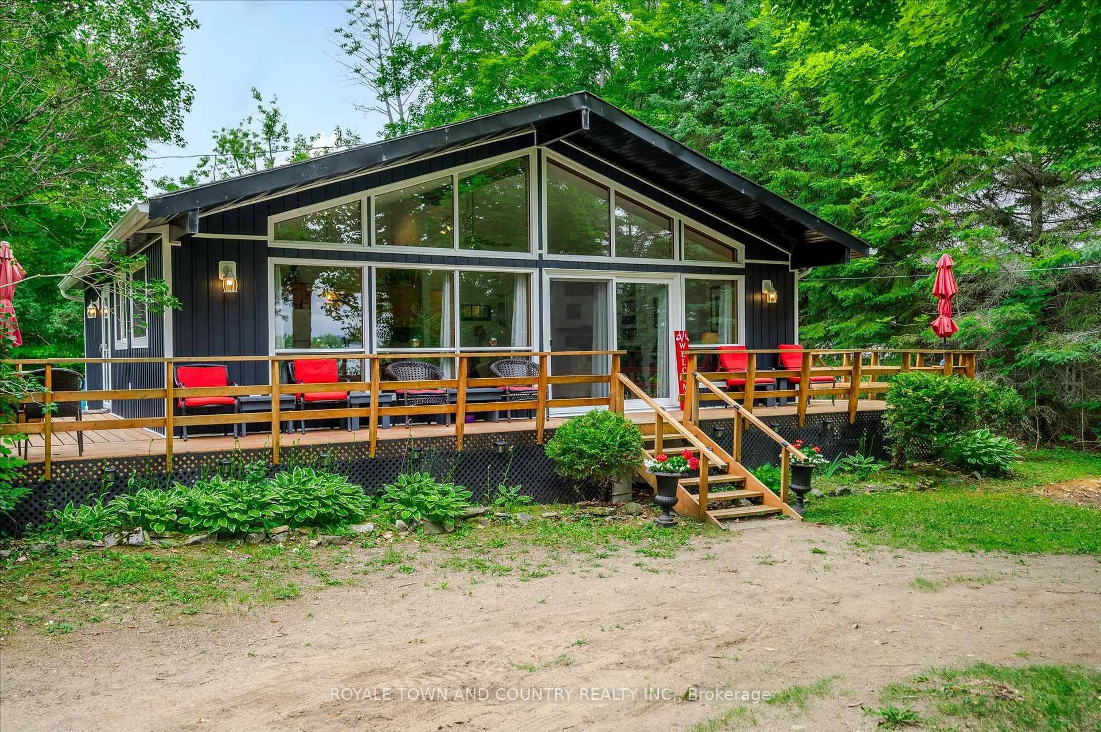 Patio, unknown for 54 LAXTON  TWP 5TH Line, Kawartha Lakes Ontario K0M 2B0
