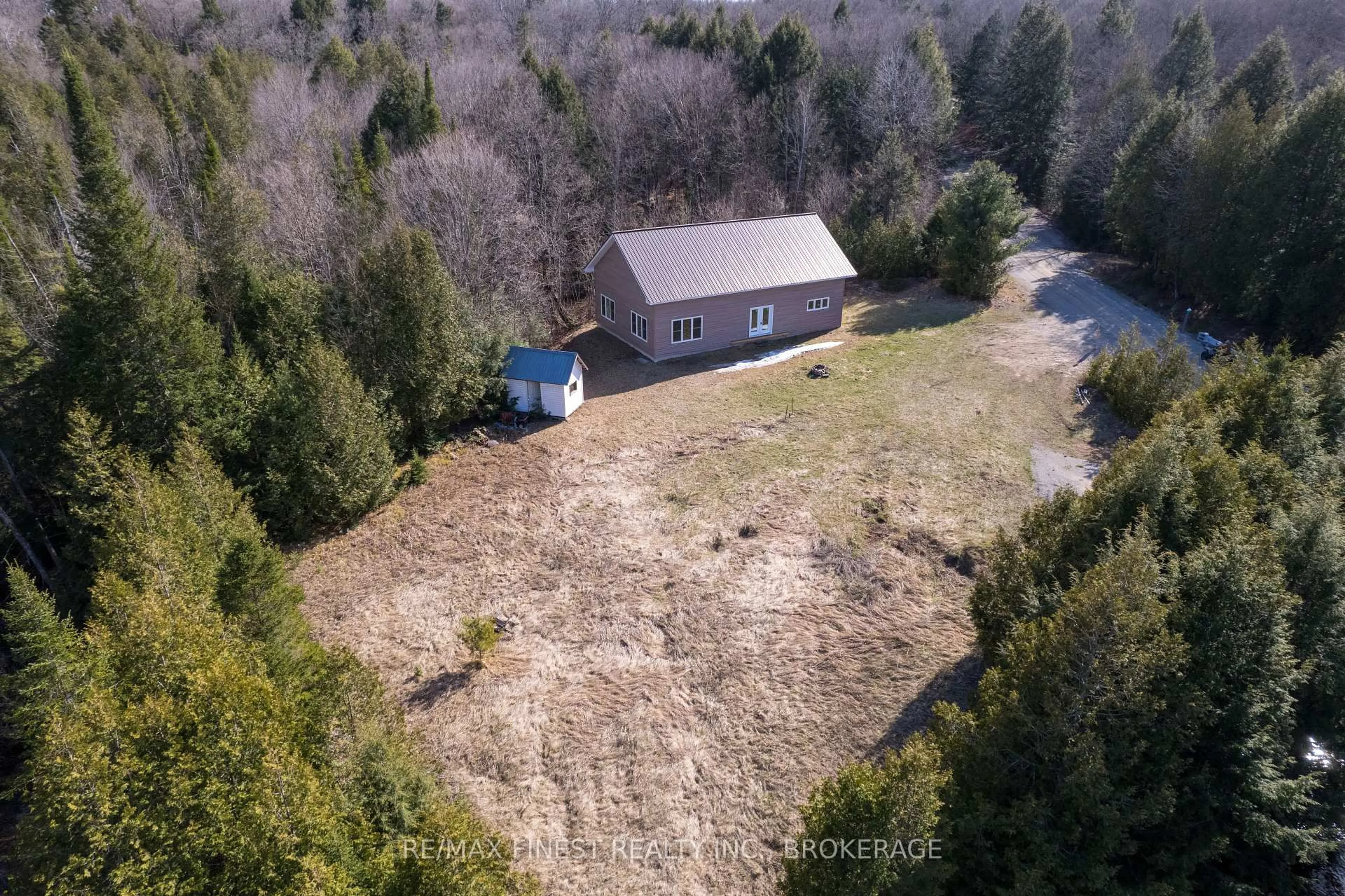 A pic from outside/outdoor area/front of a property/back of a property/a pic from drone, unknown for 1975 North Rd, Plevna Ontario K0H 2M0