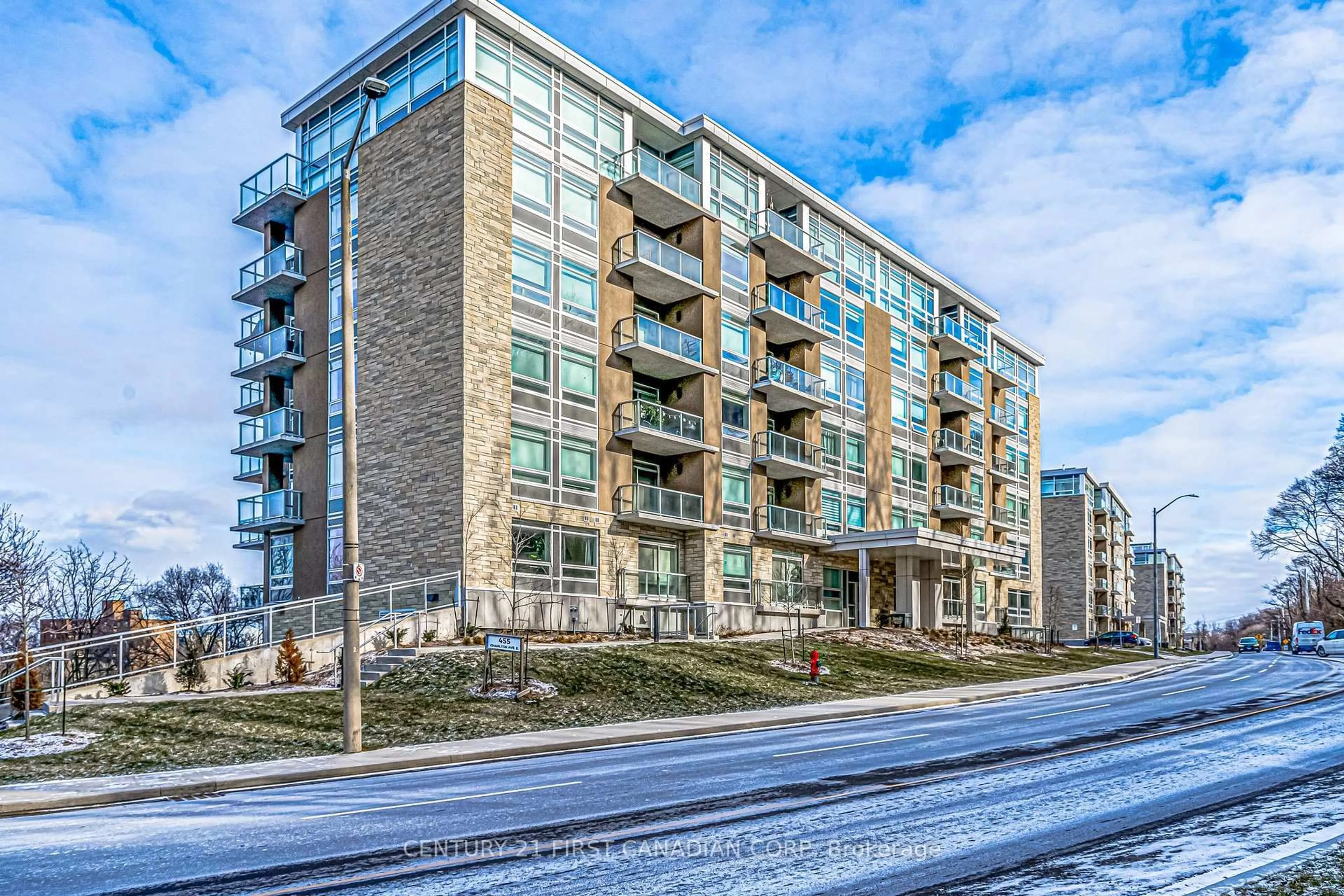 Unknown for 455 Charlton Ave #103, Hamilton Ontario L8N 0B2