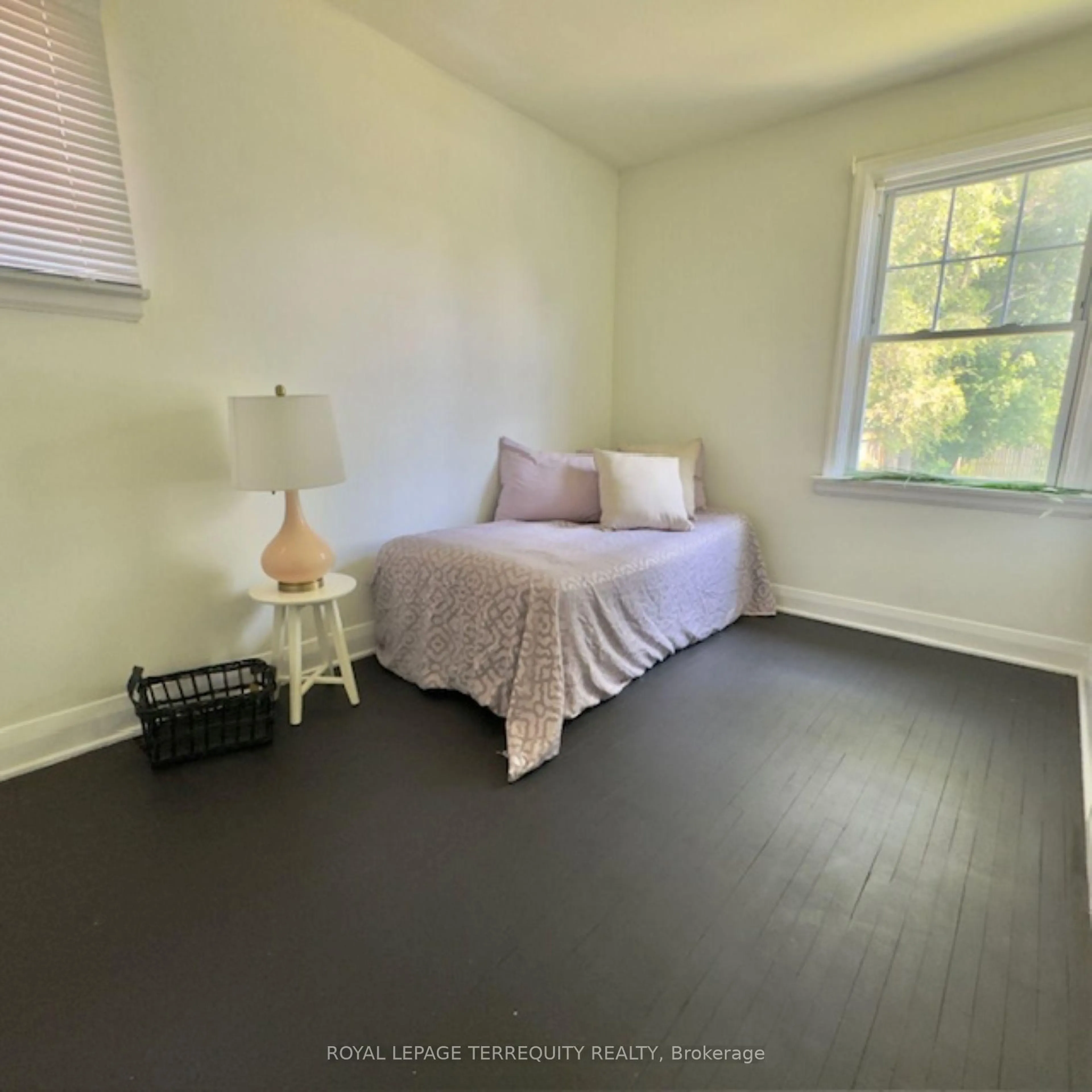 A pic of a room for 1181 Florence St, London East Ontario N5W 2N2