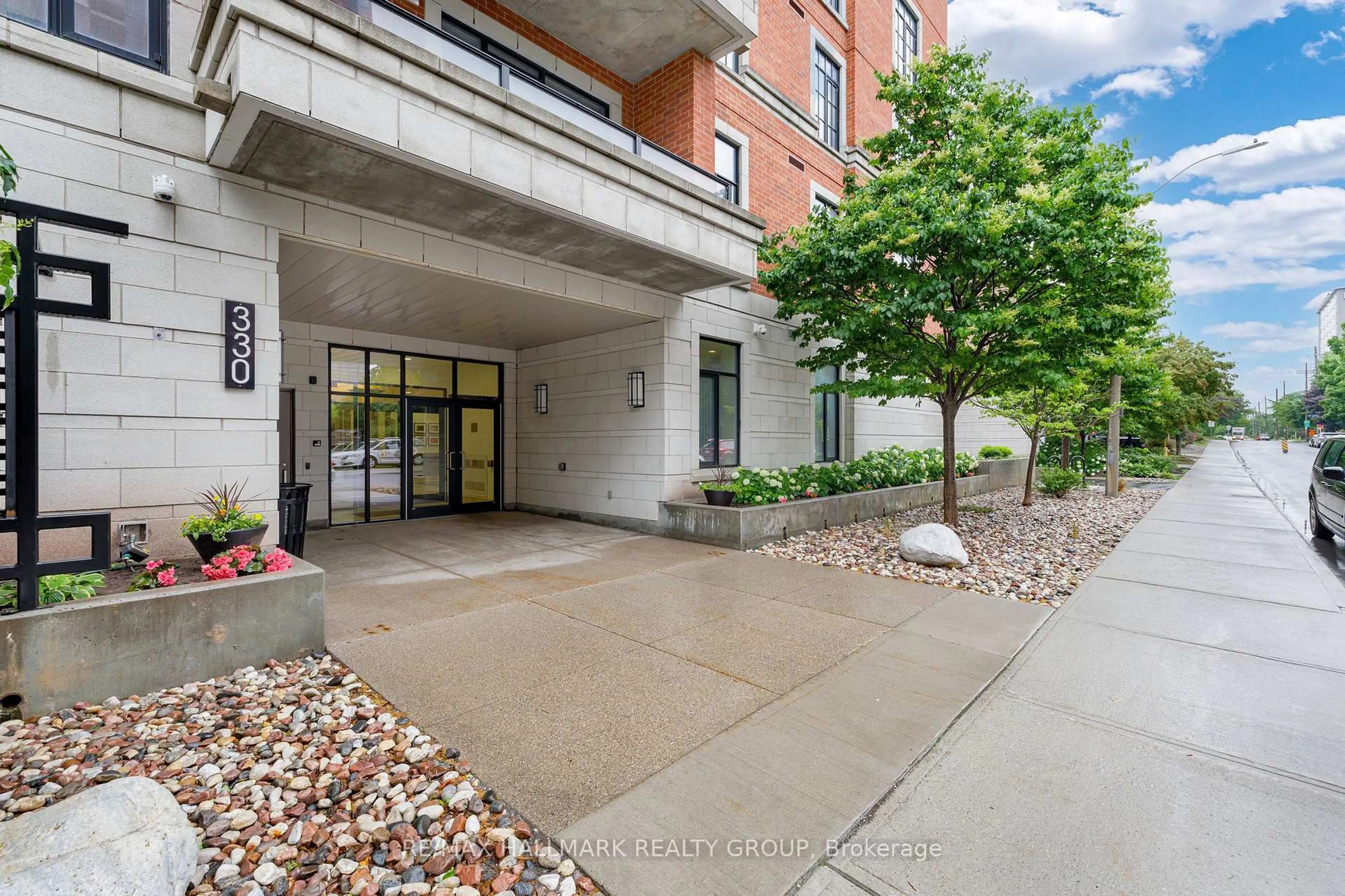 Unknown for 330 Loretta Ave #PH5, Ottawa Ontario K1S 4E8