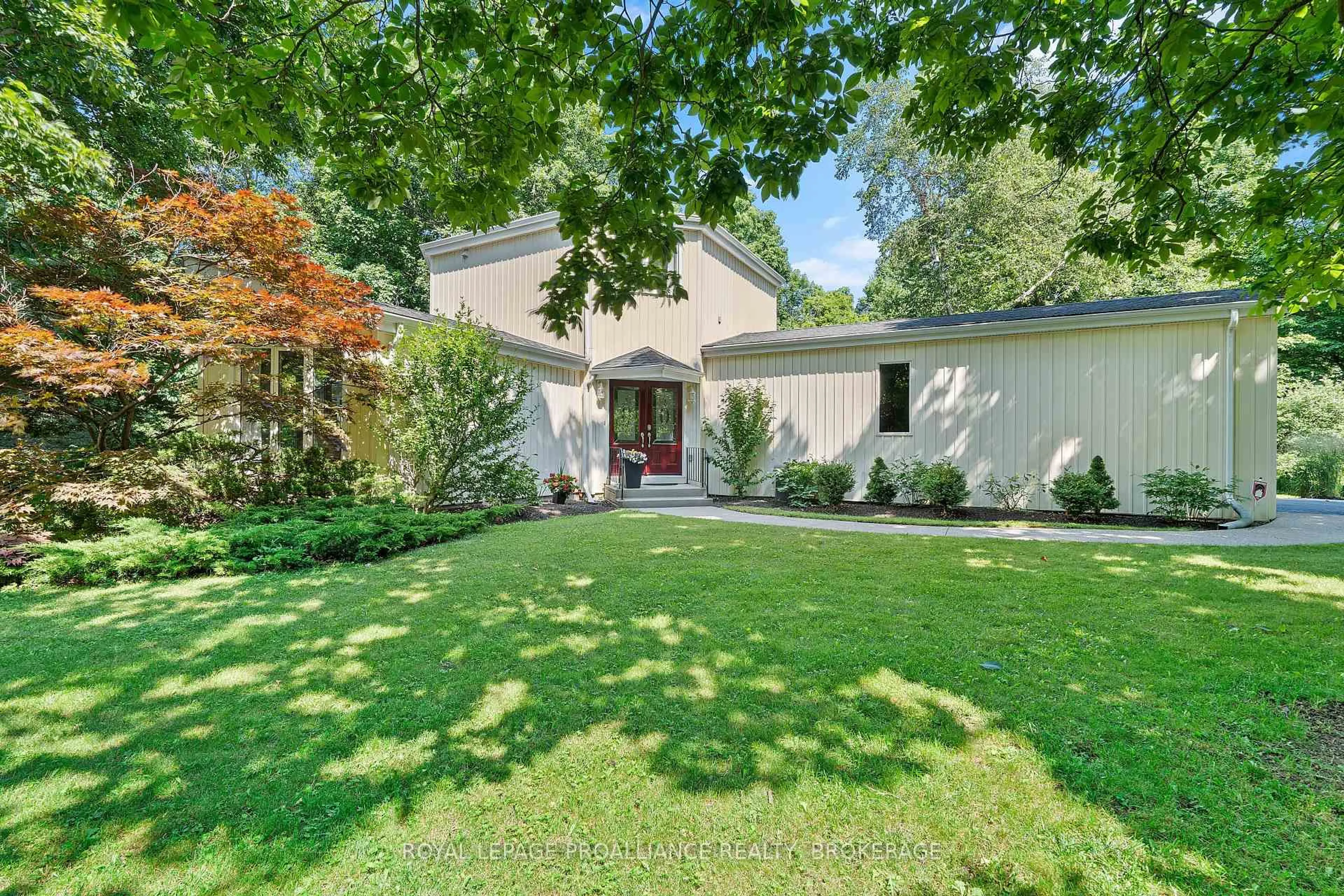 Unknown for 5 Wilmot St, Kingston Ontario K7L 4V1