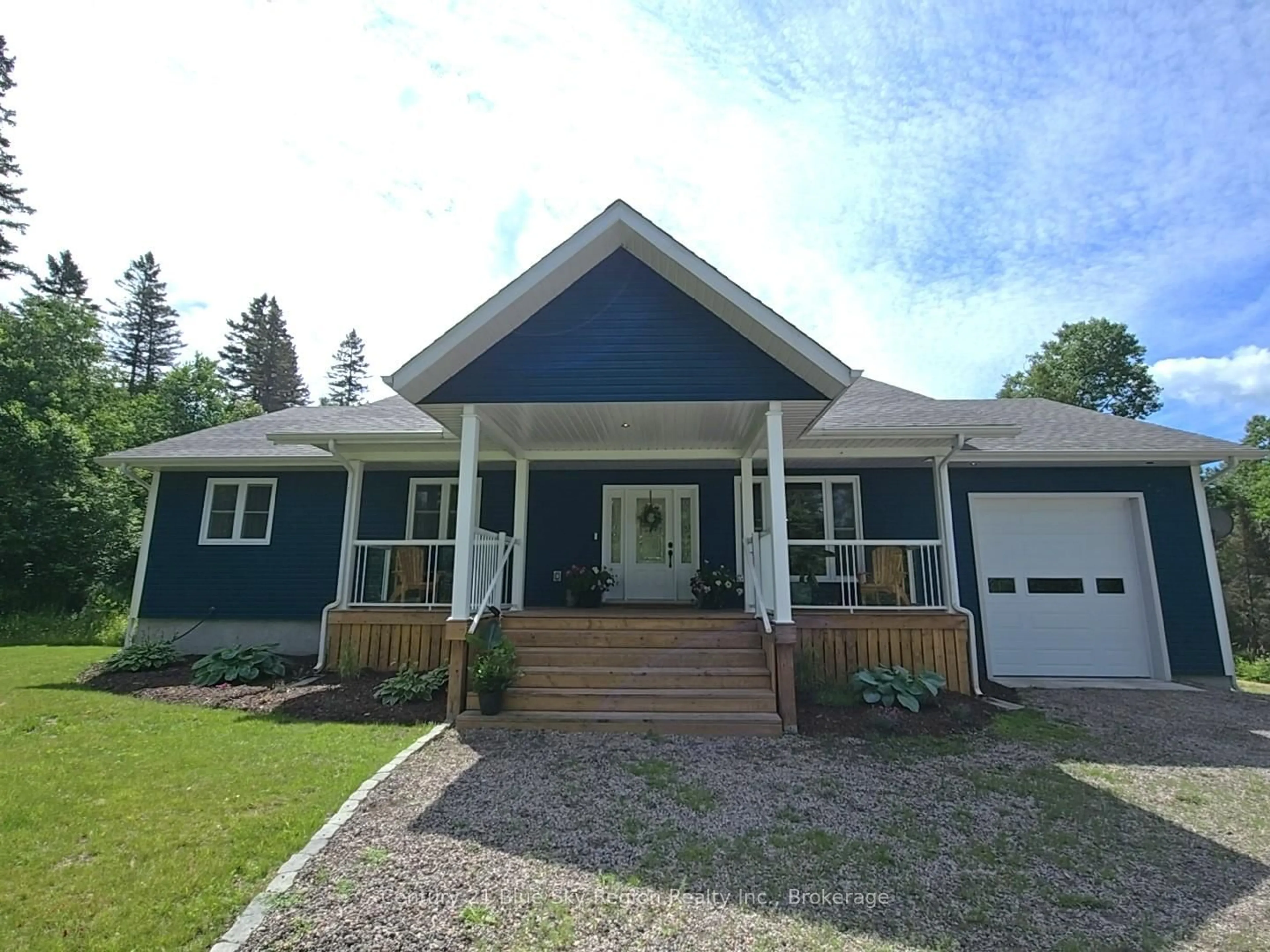 Home with vinyl exterior material, unknown for 635 Chiswick Line, Powassan Ontario P0H 1Z0