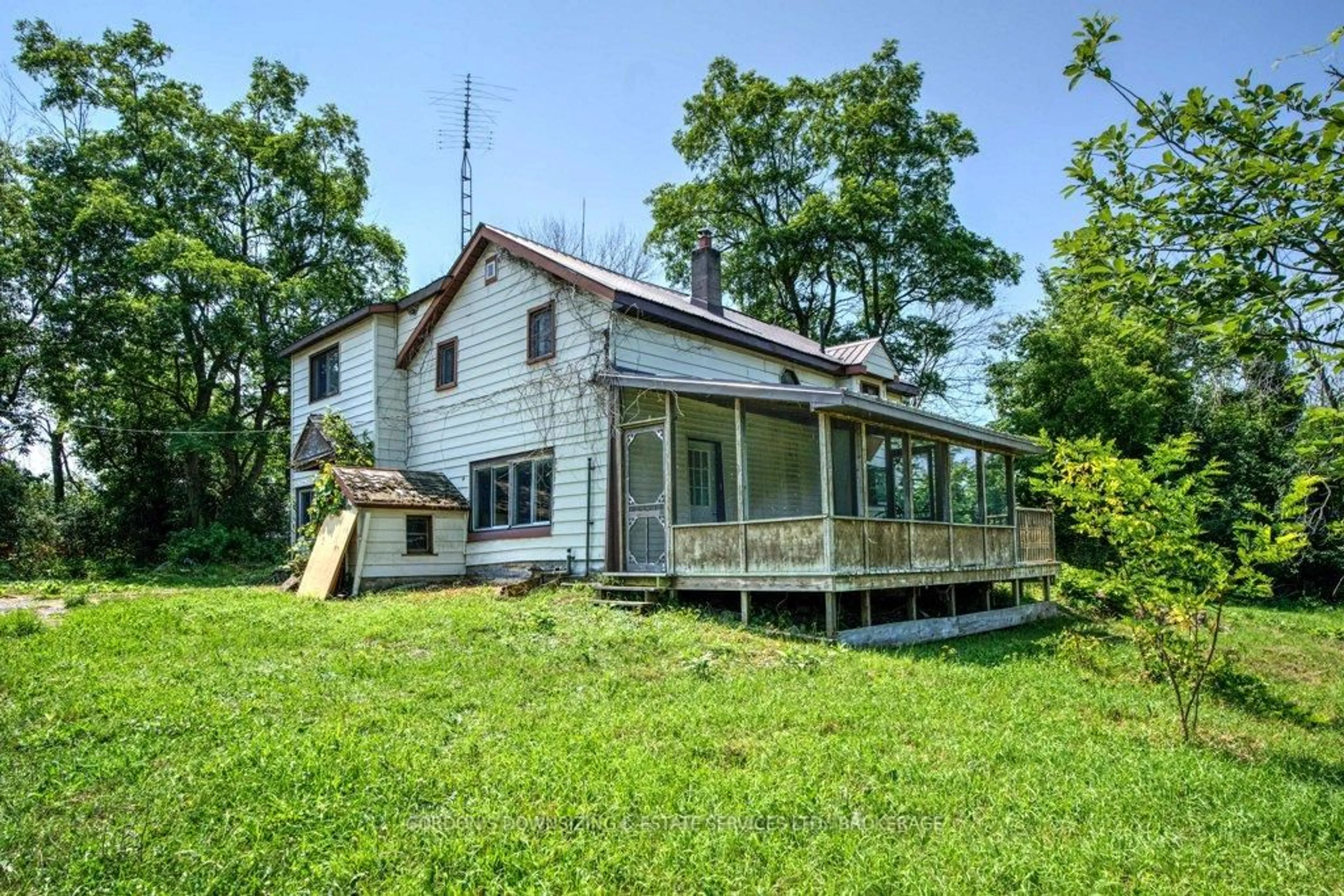 A pic from outside/outdoor area/front of a property/back of a property/a pic from drone, unknown for 737 Chatterson Rd, Bissett Creek Ontario K0H 2H0