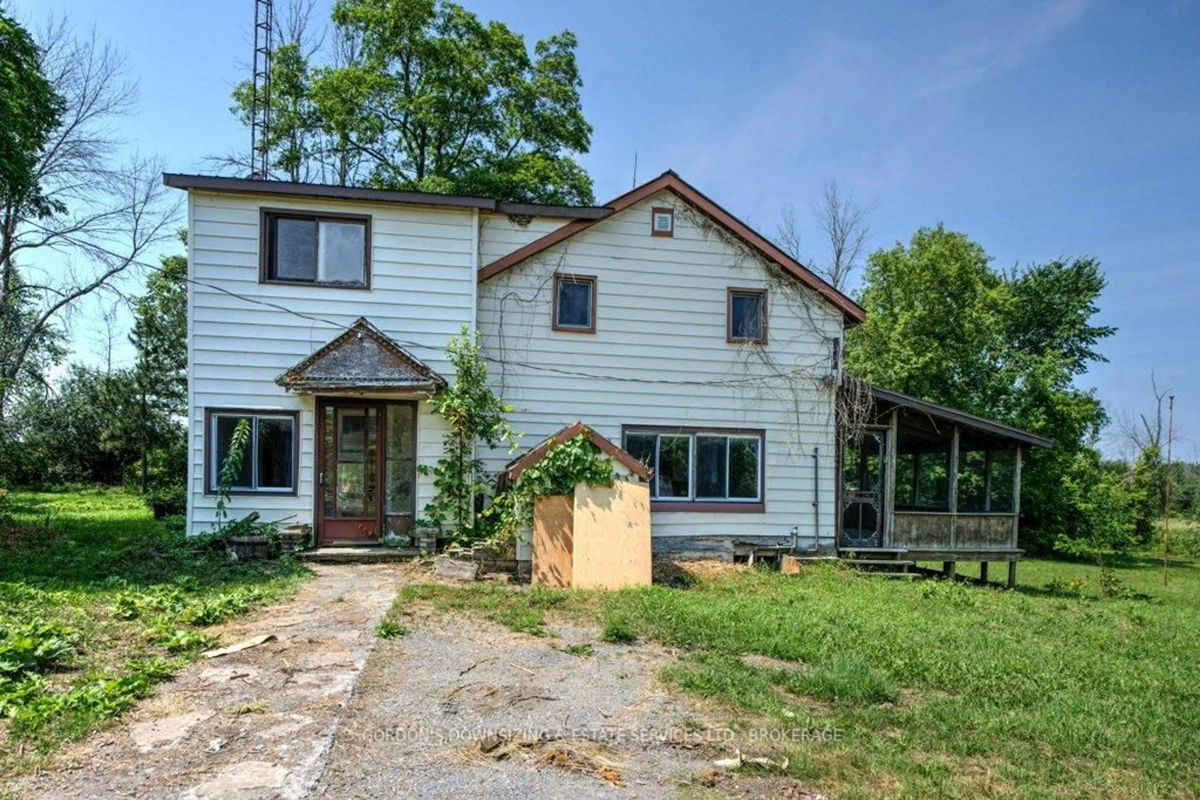 A pic from outside/outdoor area/front of a property/back of a property/a pic from drone, unknown for 737 Chatterson Rd, Bissett Creek Ontario K0H 2H0
