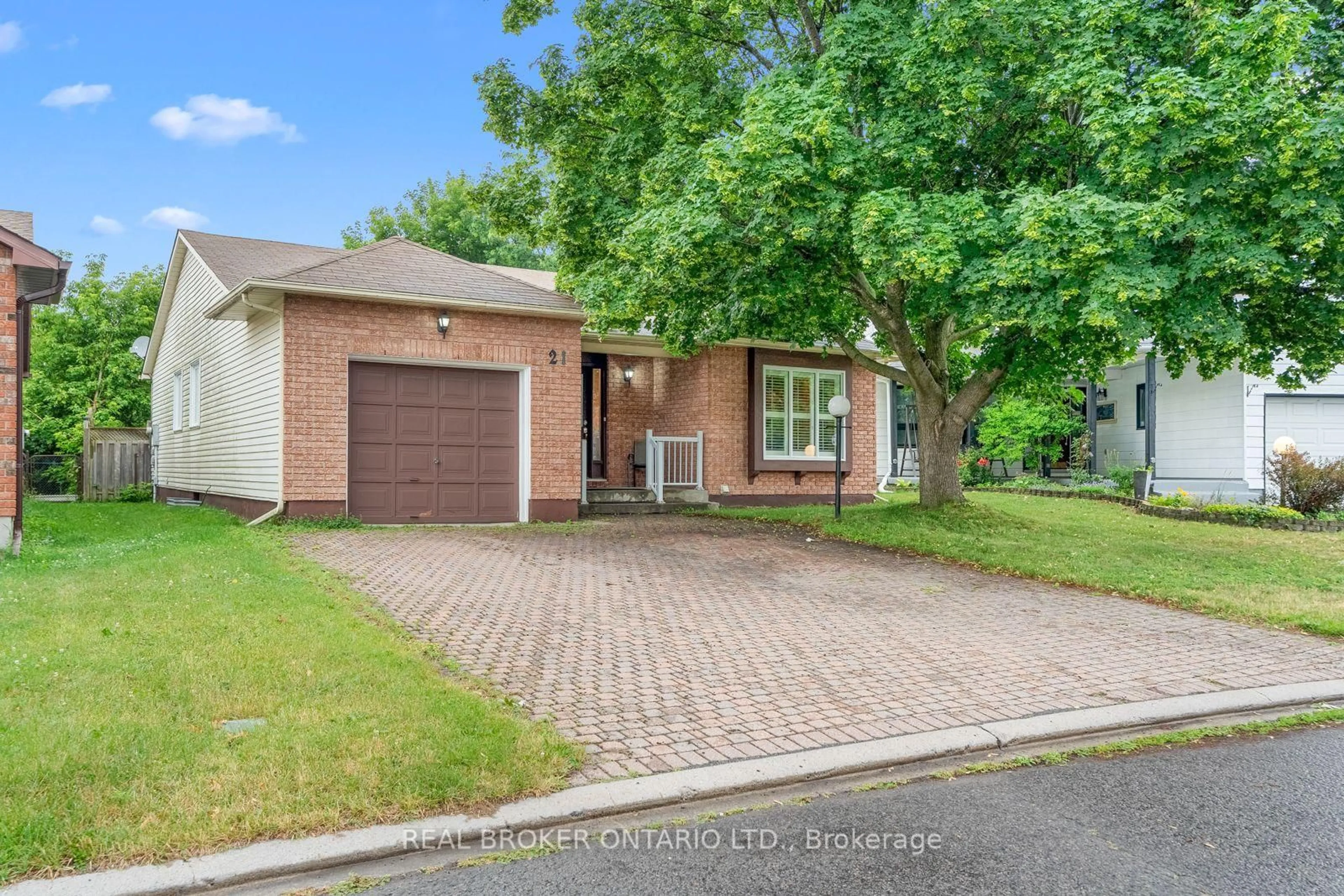 Home with brick exterior material, street for 21 Townsend Dr, Ottawa Ontario K2J 2T5