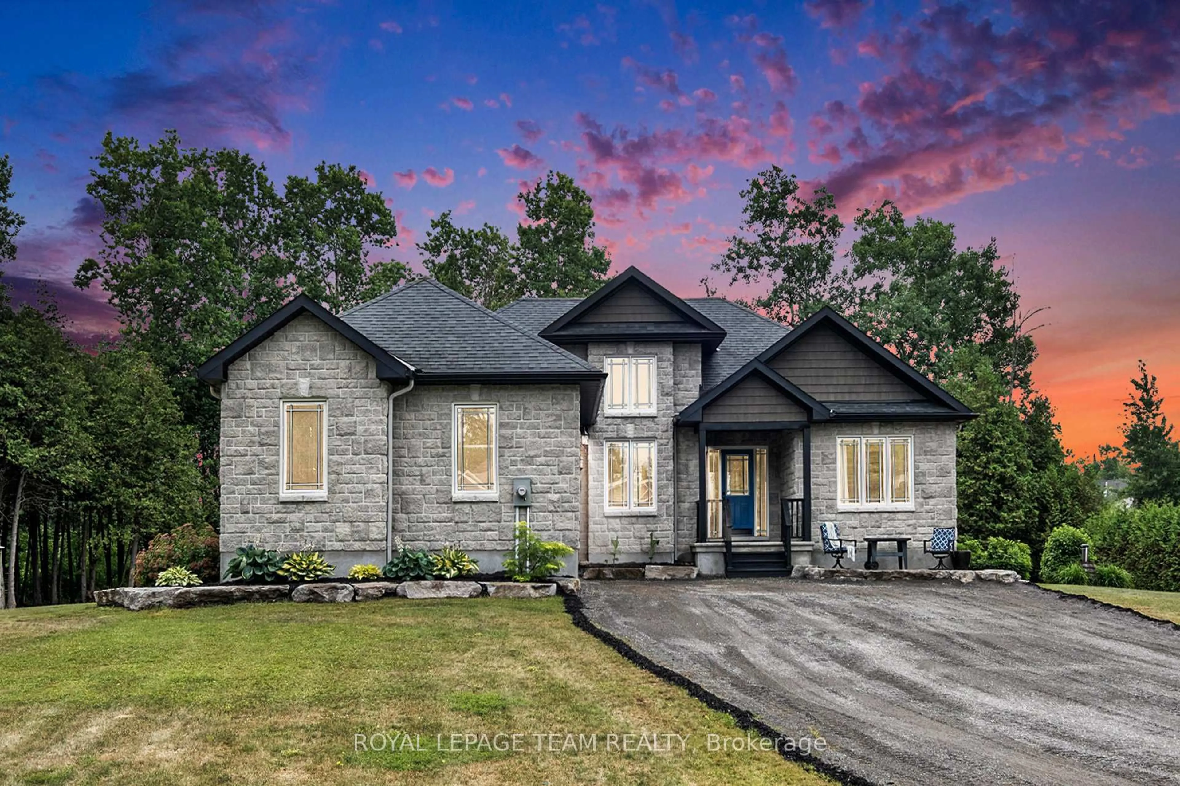 Home with brick exterior material, unknown for 26 Cedar Rail Cres, North Grenville Ontario K0G 1J0