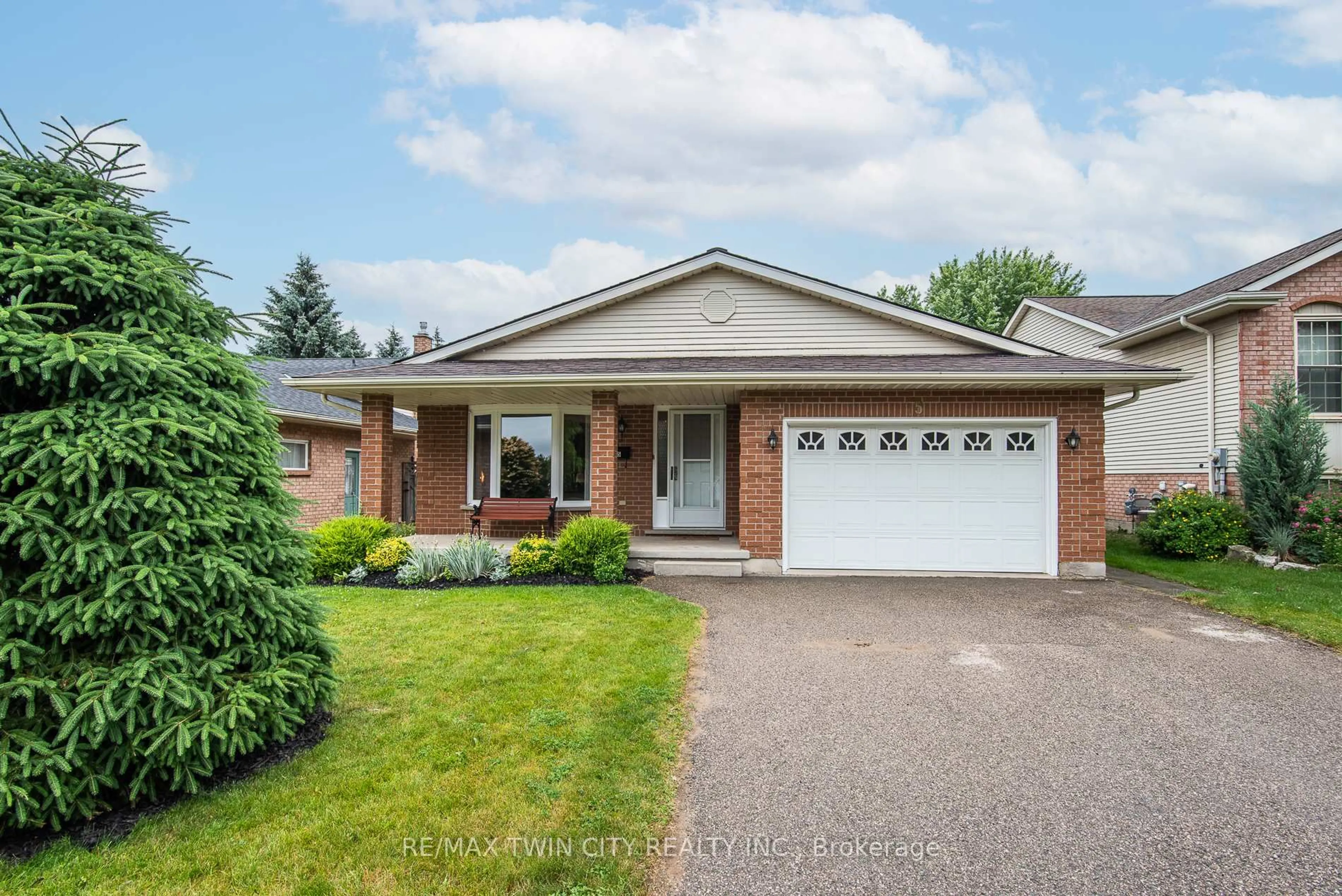 Home with brick exterior material, street for 5 Westchester Dr, Kitchener Ontario N2B 3T1