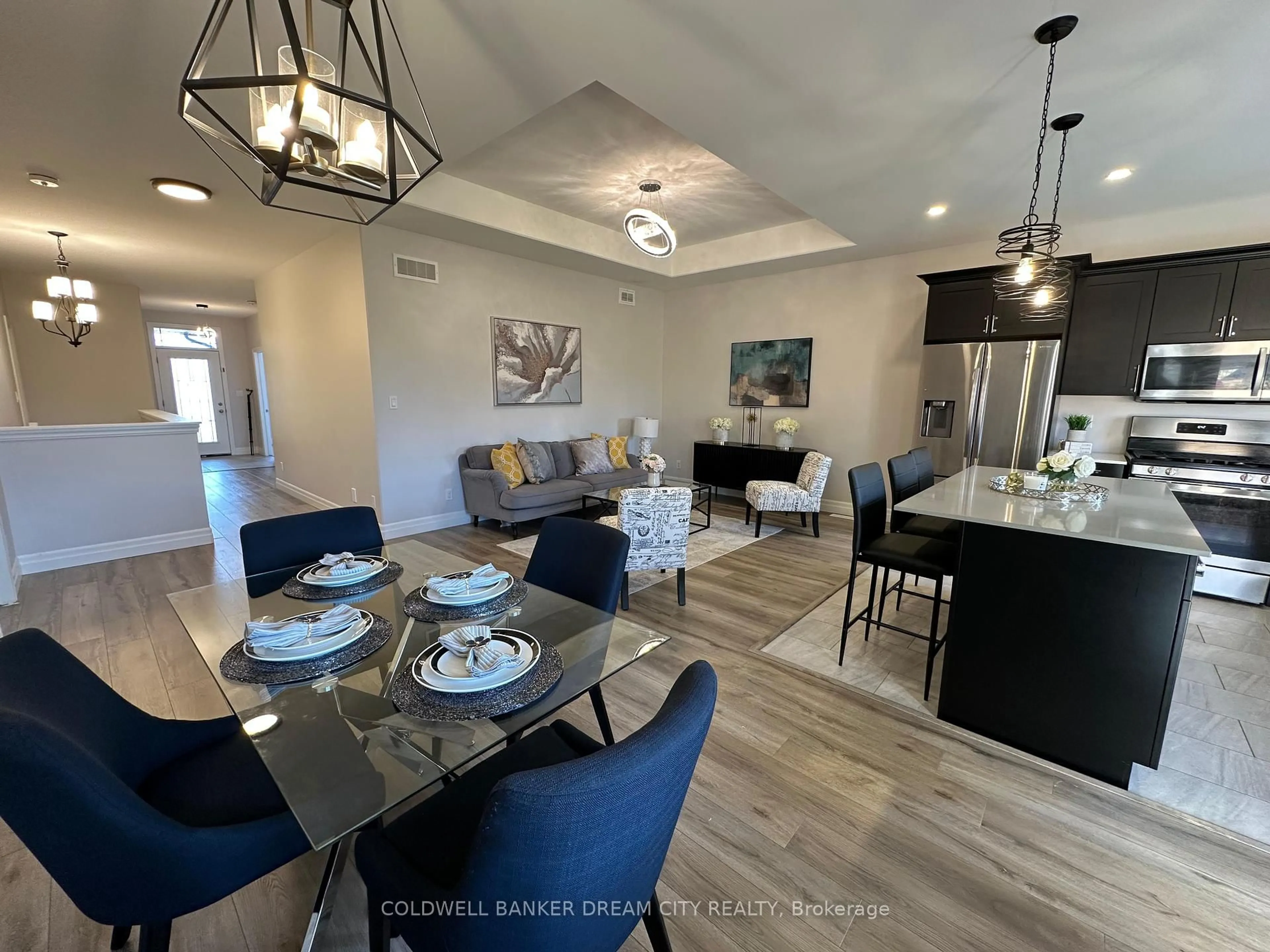 Open concept kitchen, unknown for 28 MATHEOS Cres, Quinte West Ontario K8V 0L3