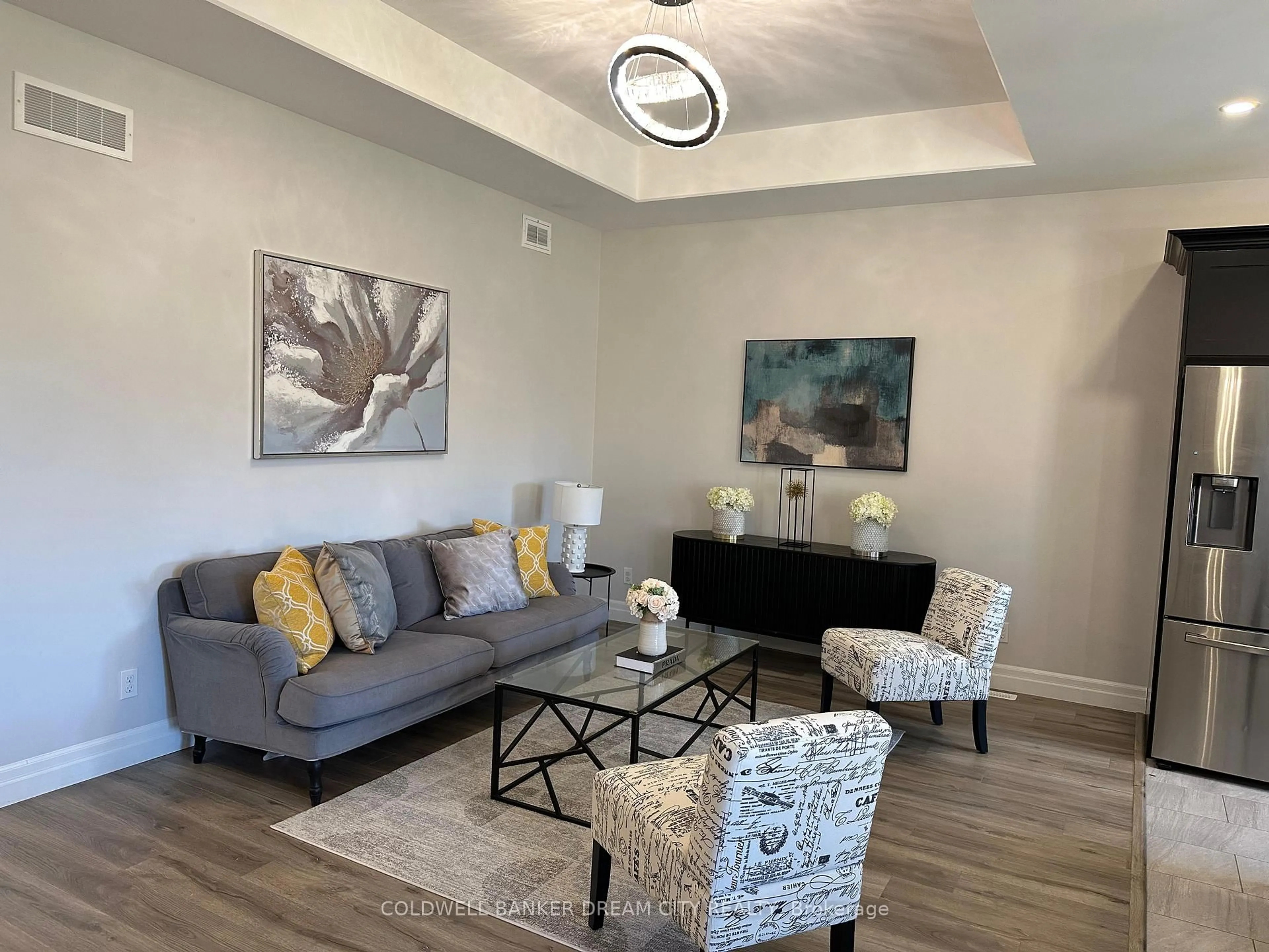 Living room with furniture, unknown for 28 MATHEOS Cres, Quinte West Ontario K8V 0L3