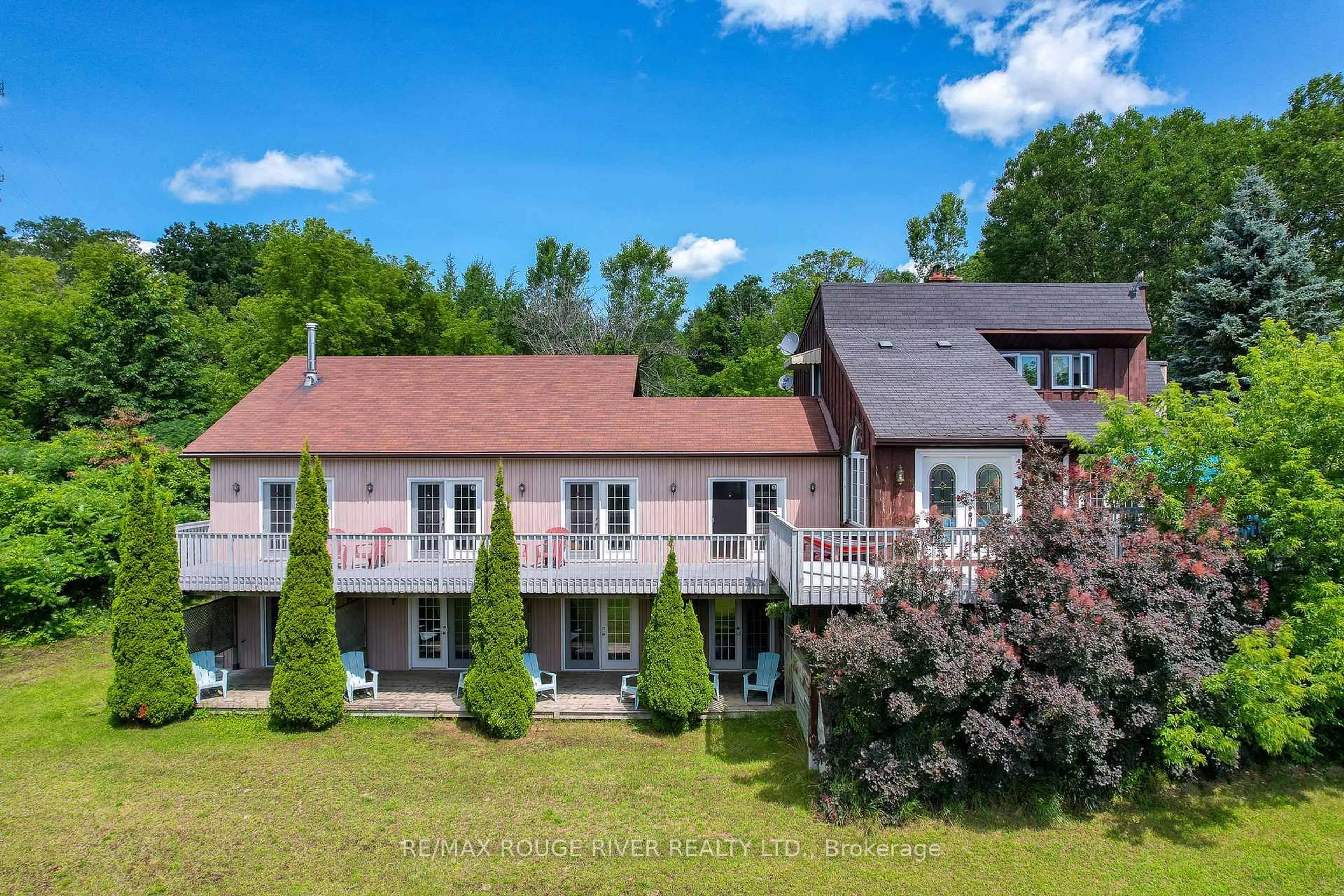 A pic from outside/outdoor area/front of a property/back of a property/a pic from drone, unknown for 448 OLD WOOLER Rd, Brighton Ontario K0K 1R0