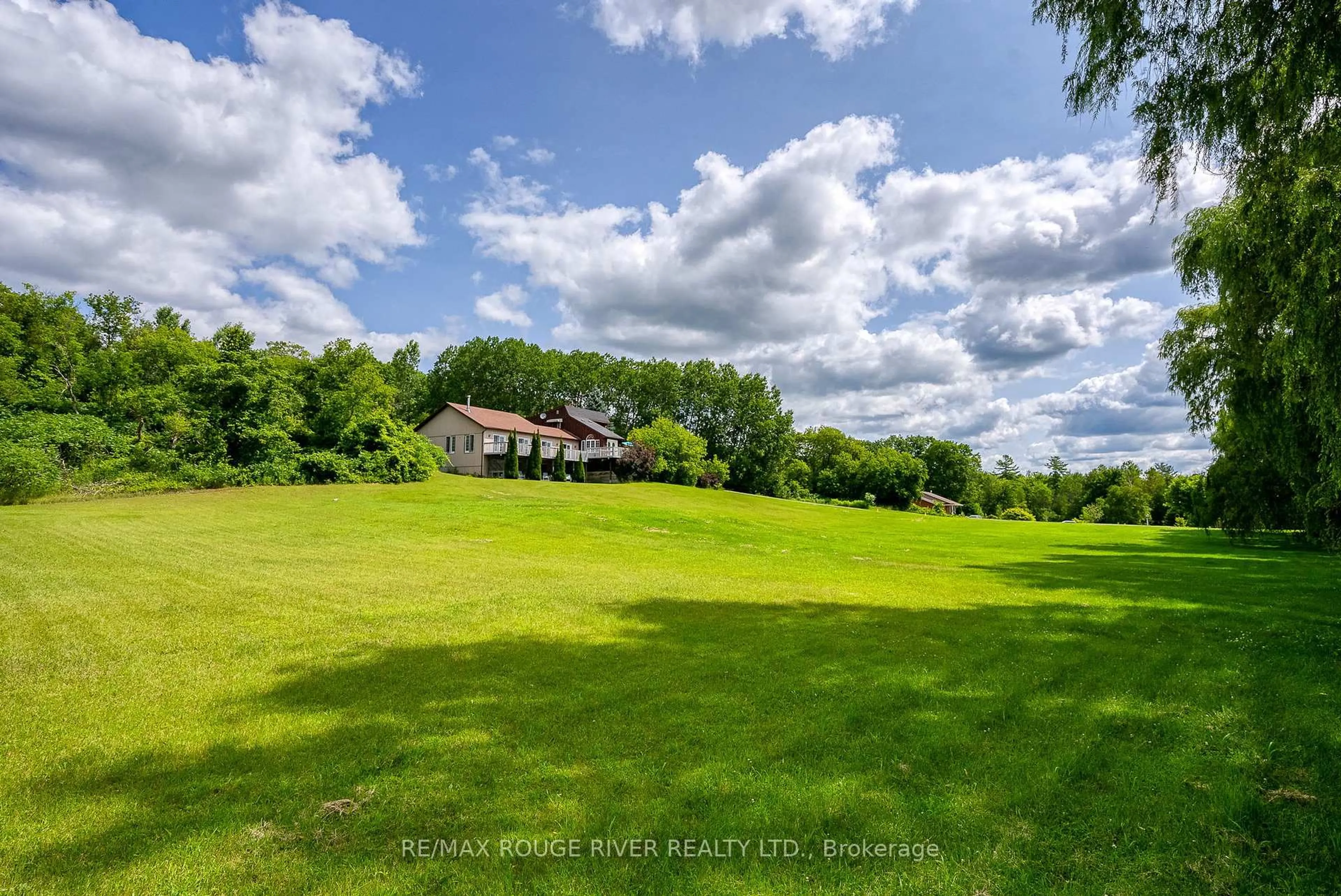A pic from outside/outdoor area/front of a property/back of a property/a pic from drone, water/lake/river/ocean view for 448 OLD WOOLER Rd, Brighton Ontario K0K 1R0