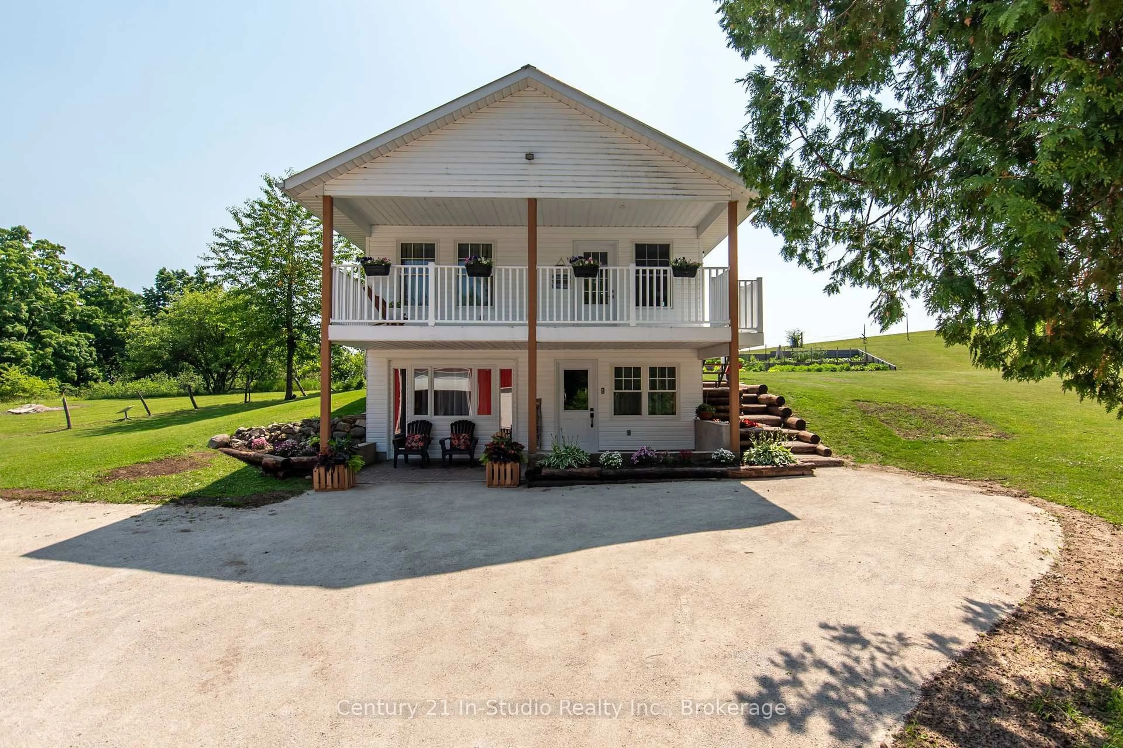 A pic from outside/outdoor area/front of a property/back of a property/a pic from drone, building for 1142 Sideroad 10, Arran-Elderslie Ontario N0H 1A0