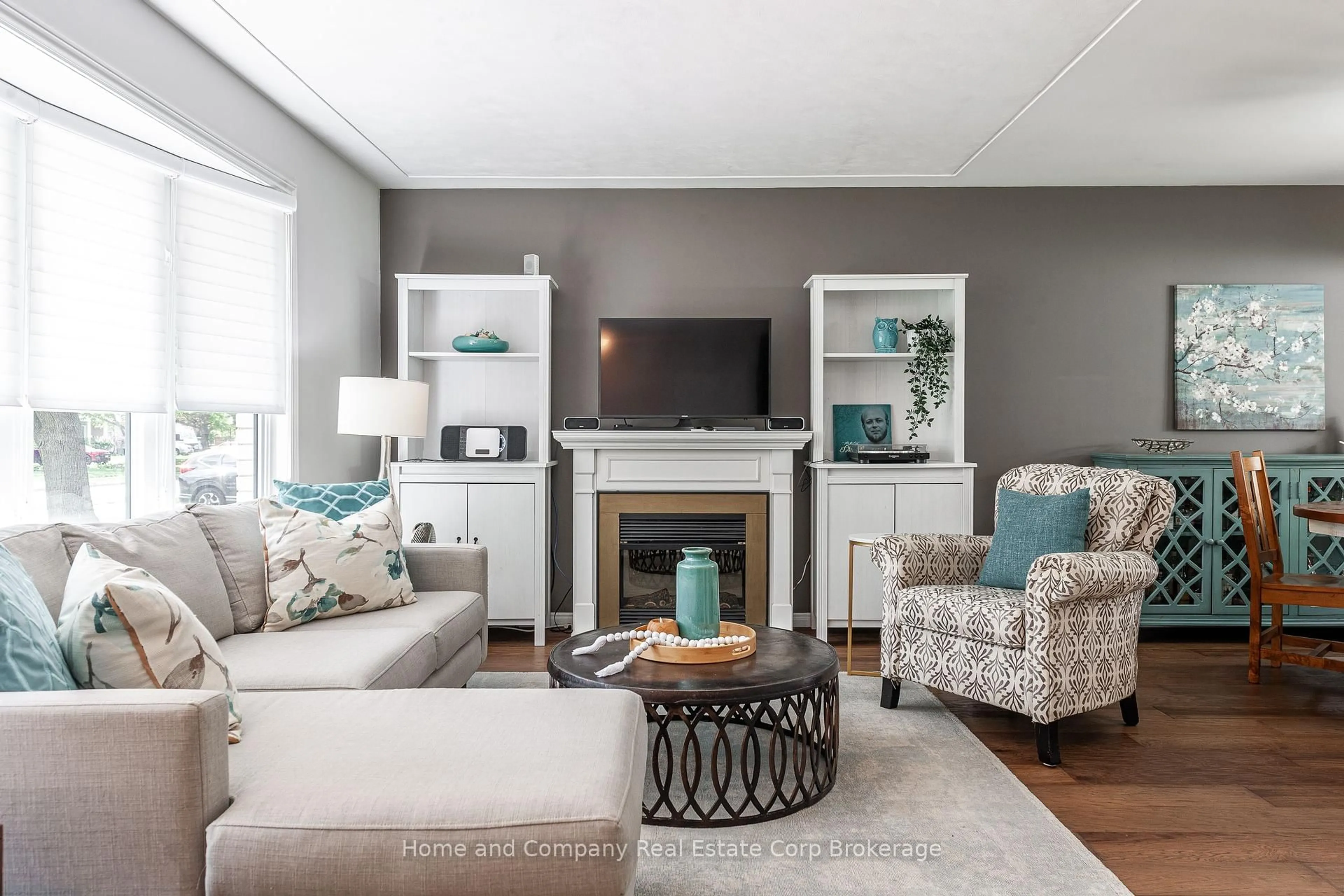 Living room with furniture, unknown for 16 Feick Cres, Stratford Ontario N5A 5X2