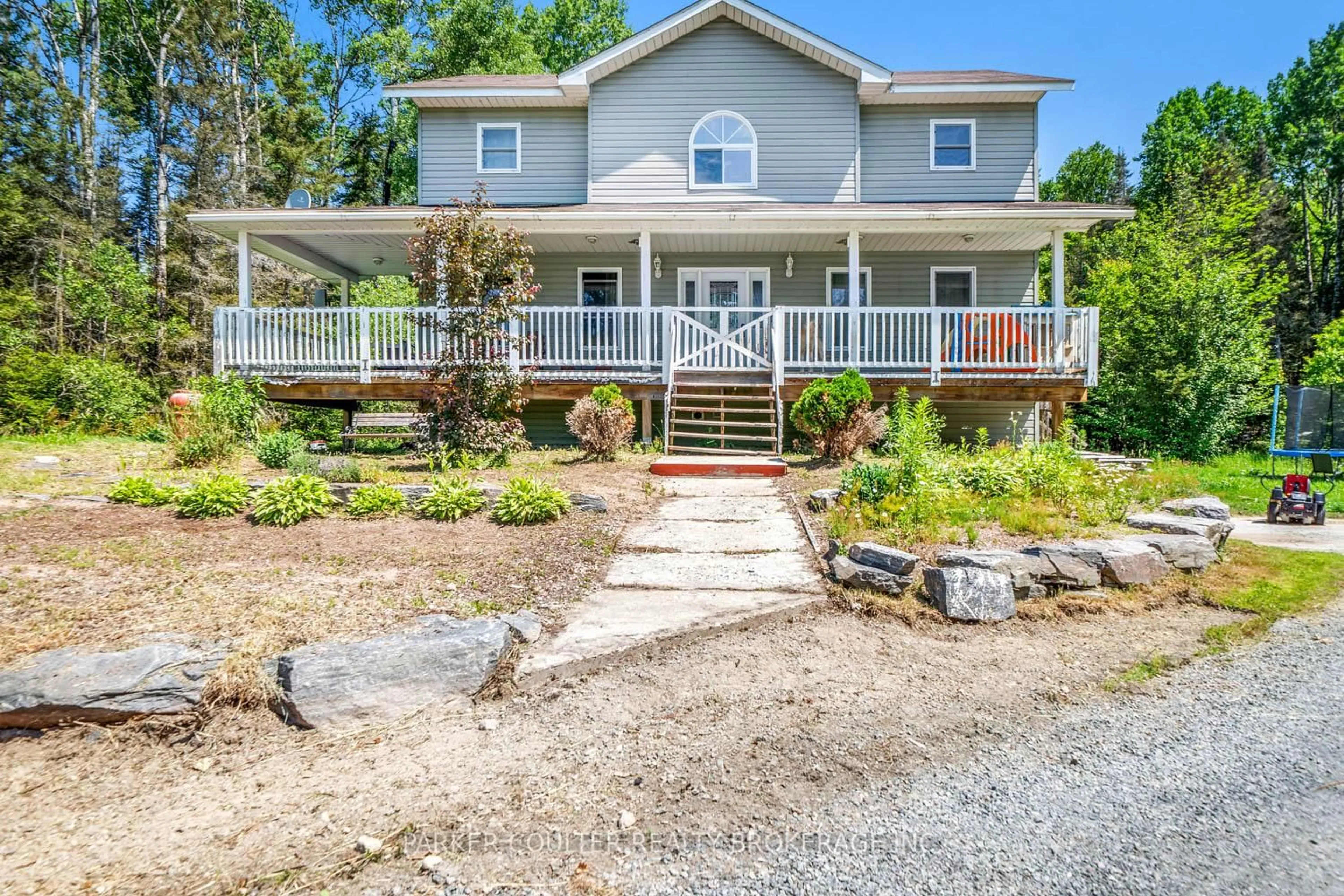 Home with vinyl exterior material, unknown for 215 O'brien Rd, Strong Ontario P0A 1Z0