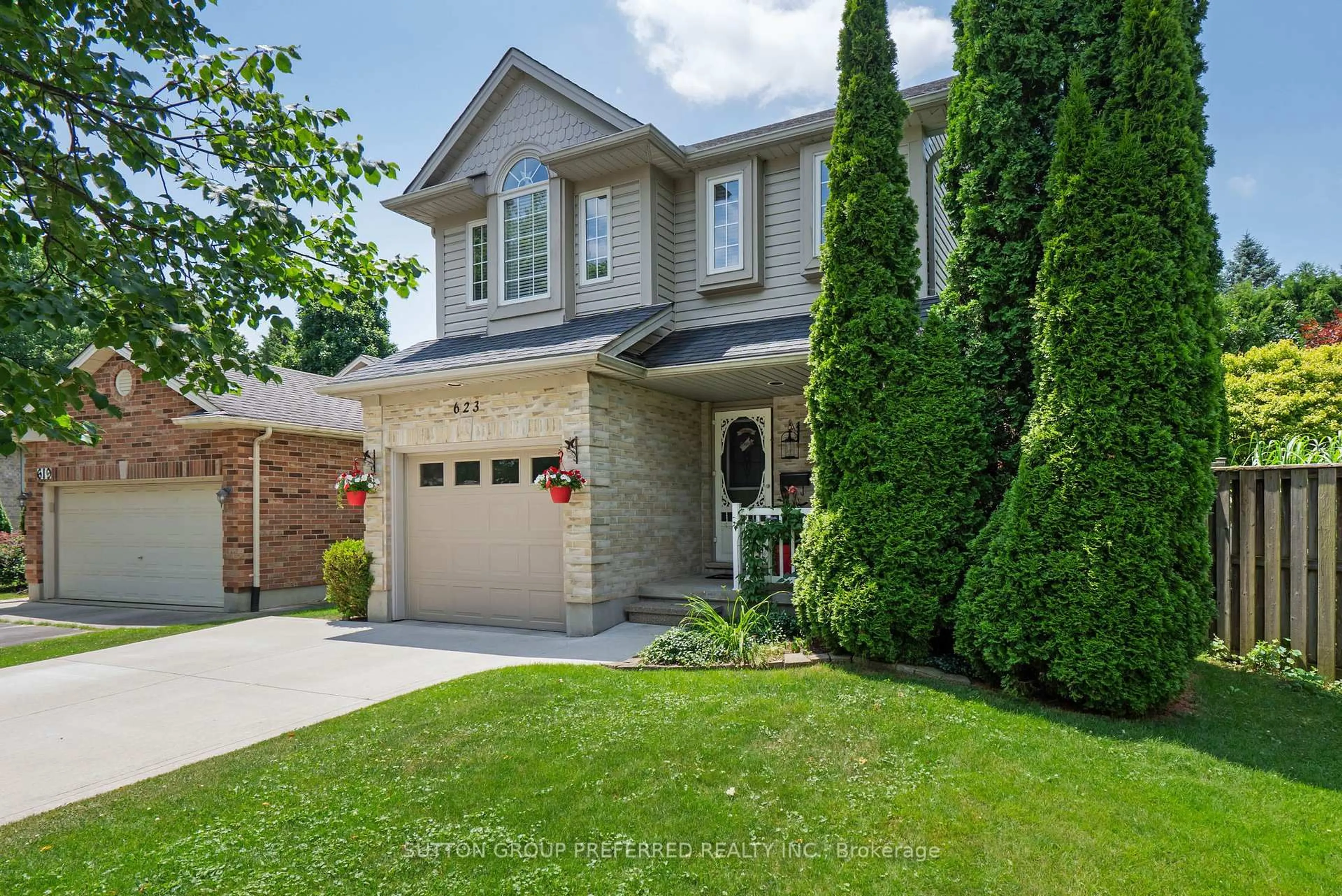 Home with brick exterior material, street for 623 Thornwood Crt, London North Ontario N6H 5J5