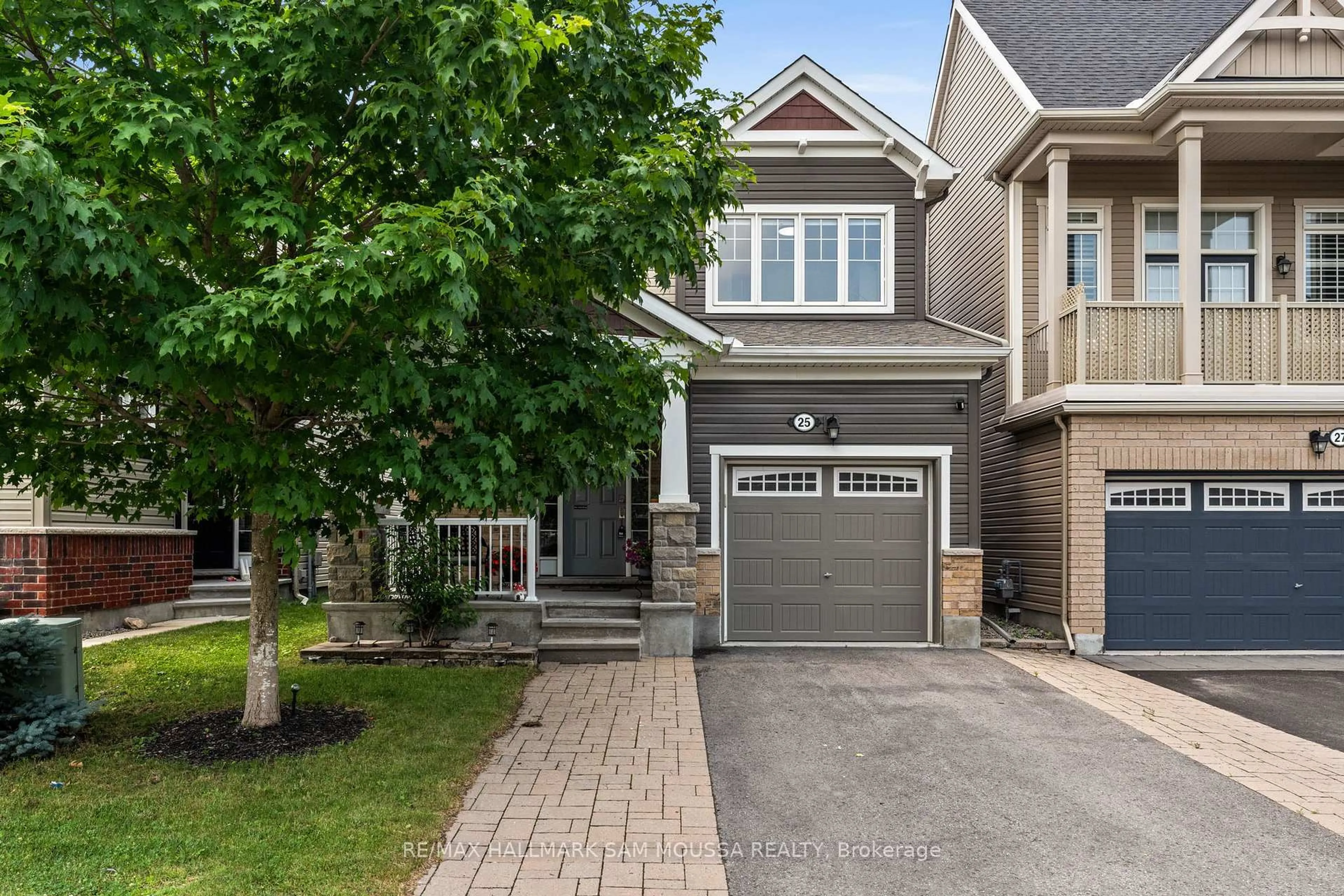 Home with brick exterior material, street for 25 Solaris Dr, Ottawa Ontario K2M 0L6