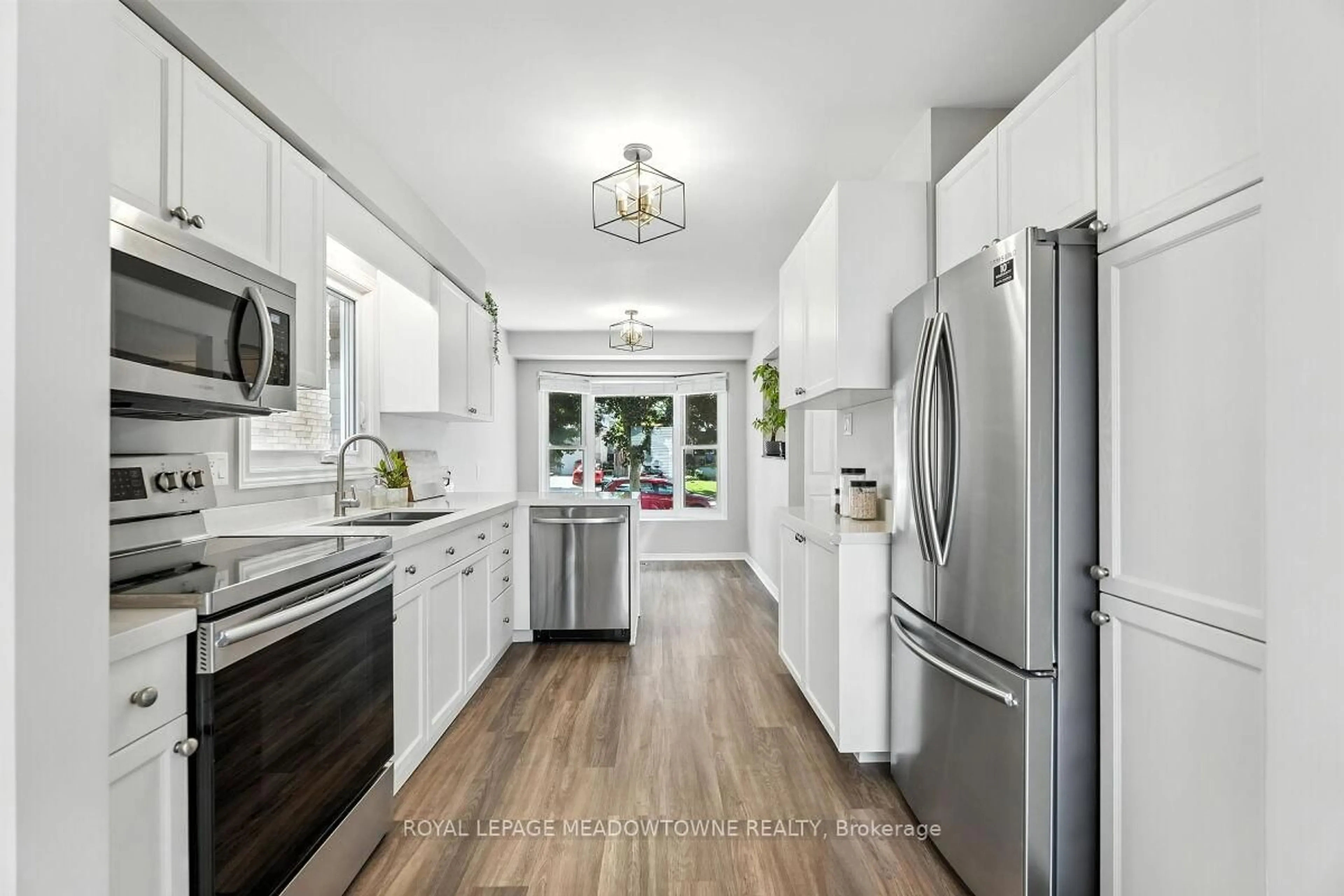 Open concept kitchen, unknown for 3 Lyton Cres, Hamilton Ontario L8J 2C8