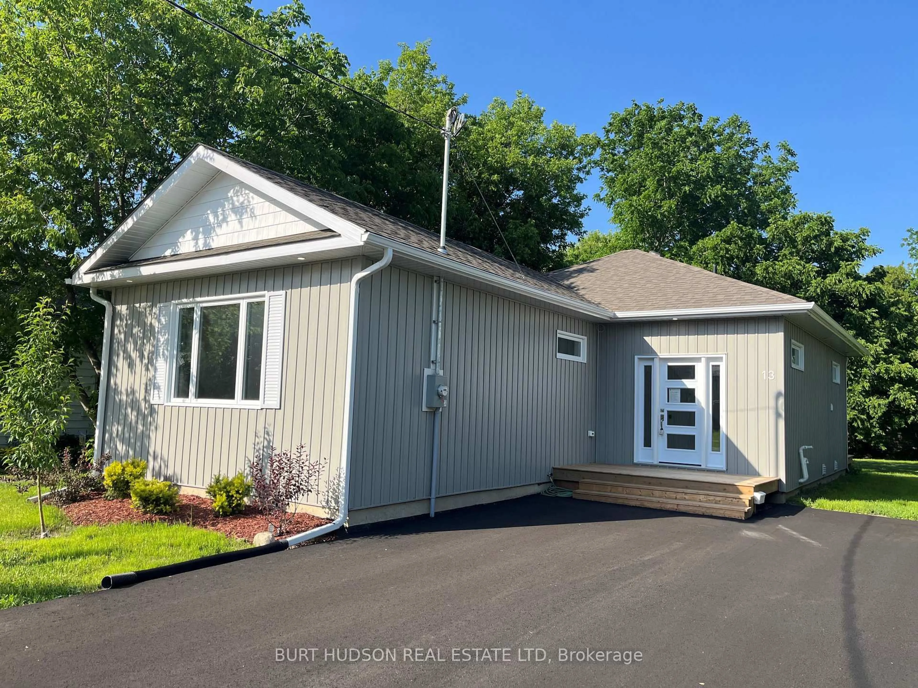 Home with vinyl exterior material, street for 13 Victoria St, Athens Ontario K0E 1B0