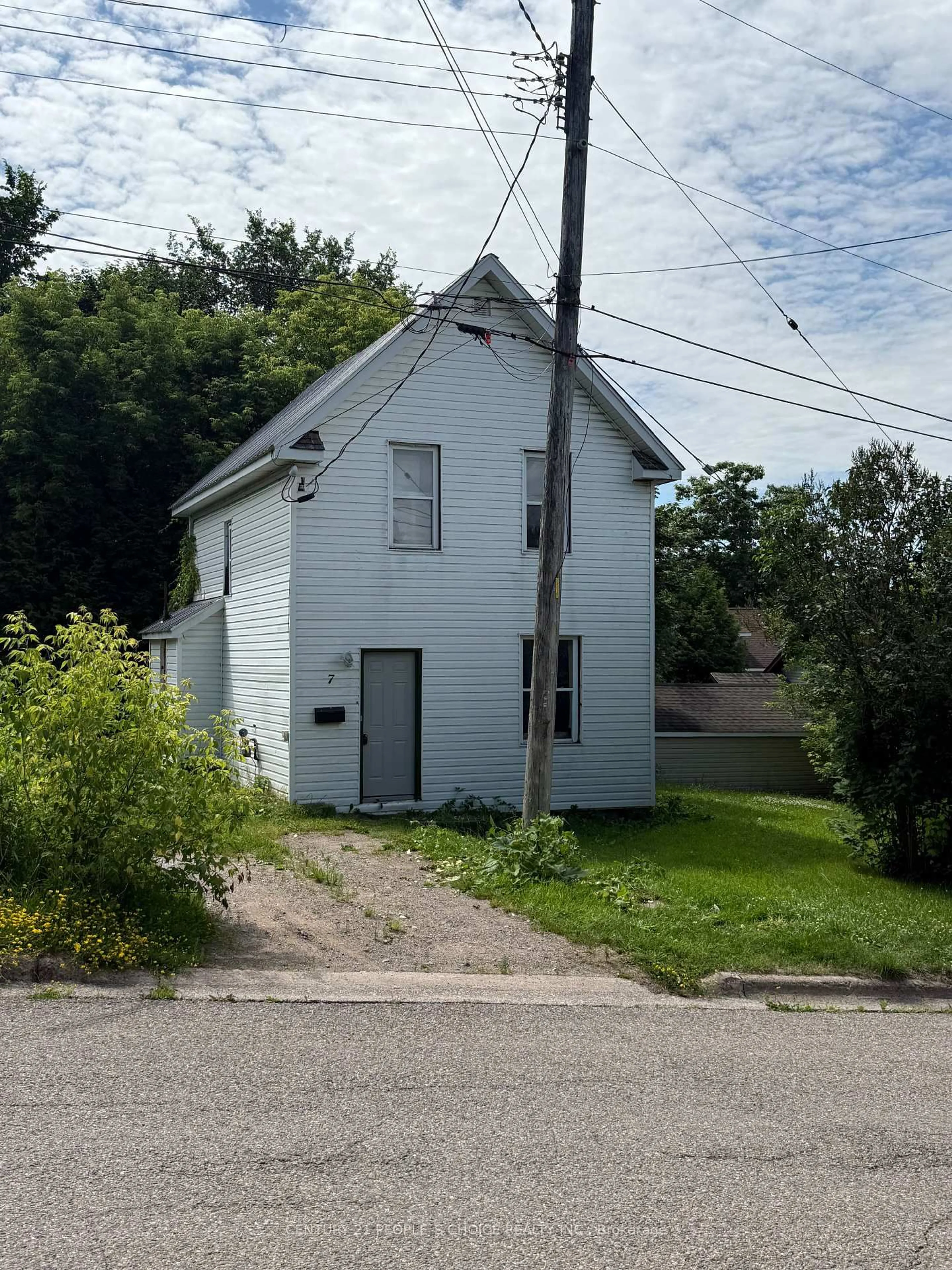 Unknown for 7 Hearst St, Sault Ste Marie Ontario P6B 1J6