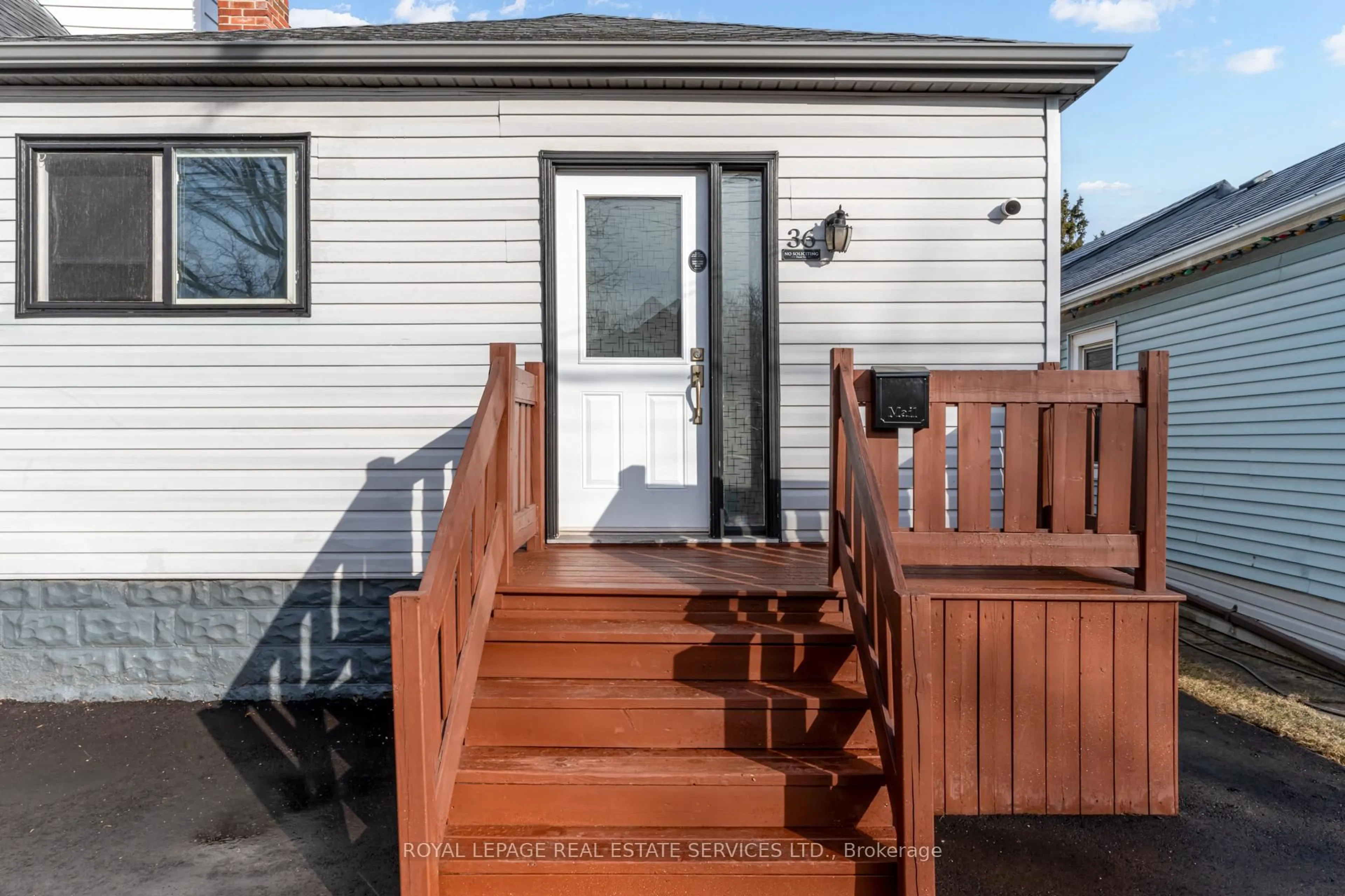 Unknown for 36 Harmony Ave, Hamilton Ontario L8H 4X2
