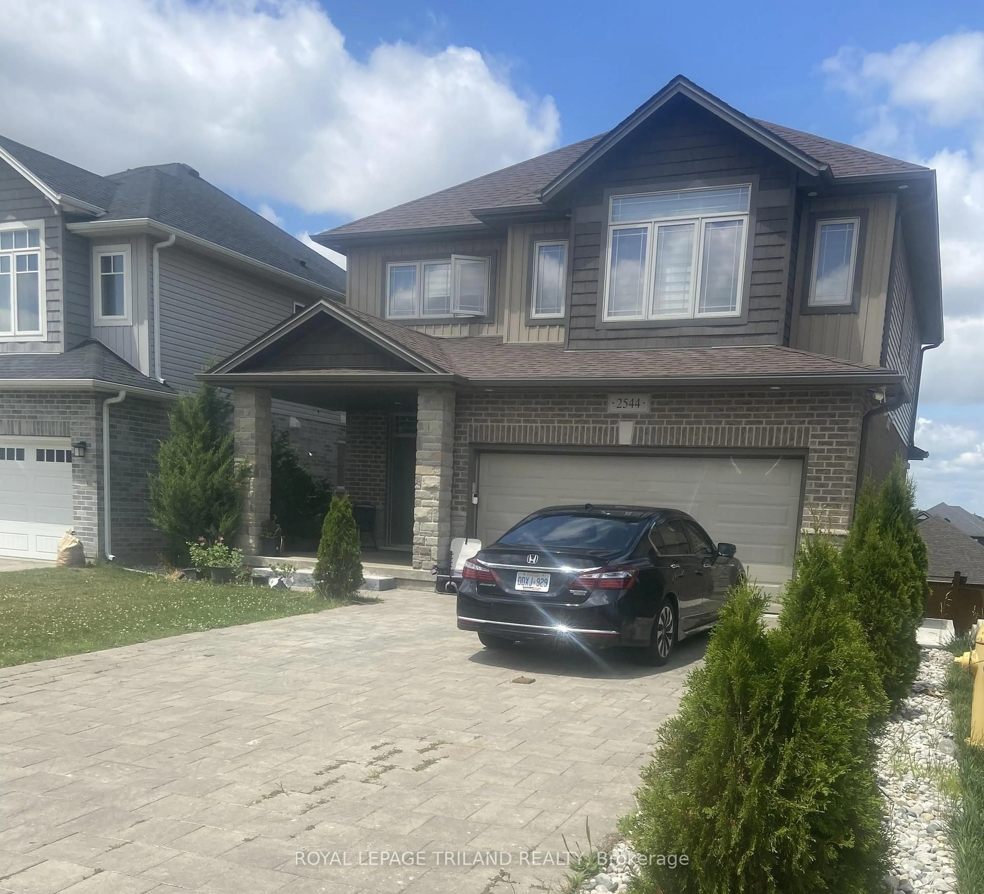 Unknown for 2544 Holbrook Dr, London South Ontario N6M 1G5