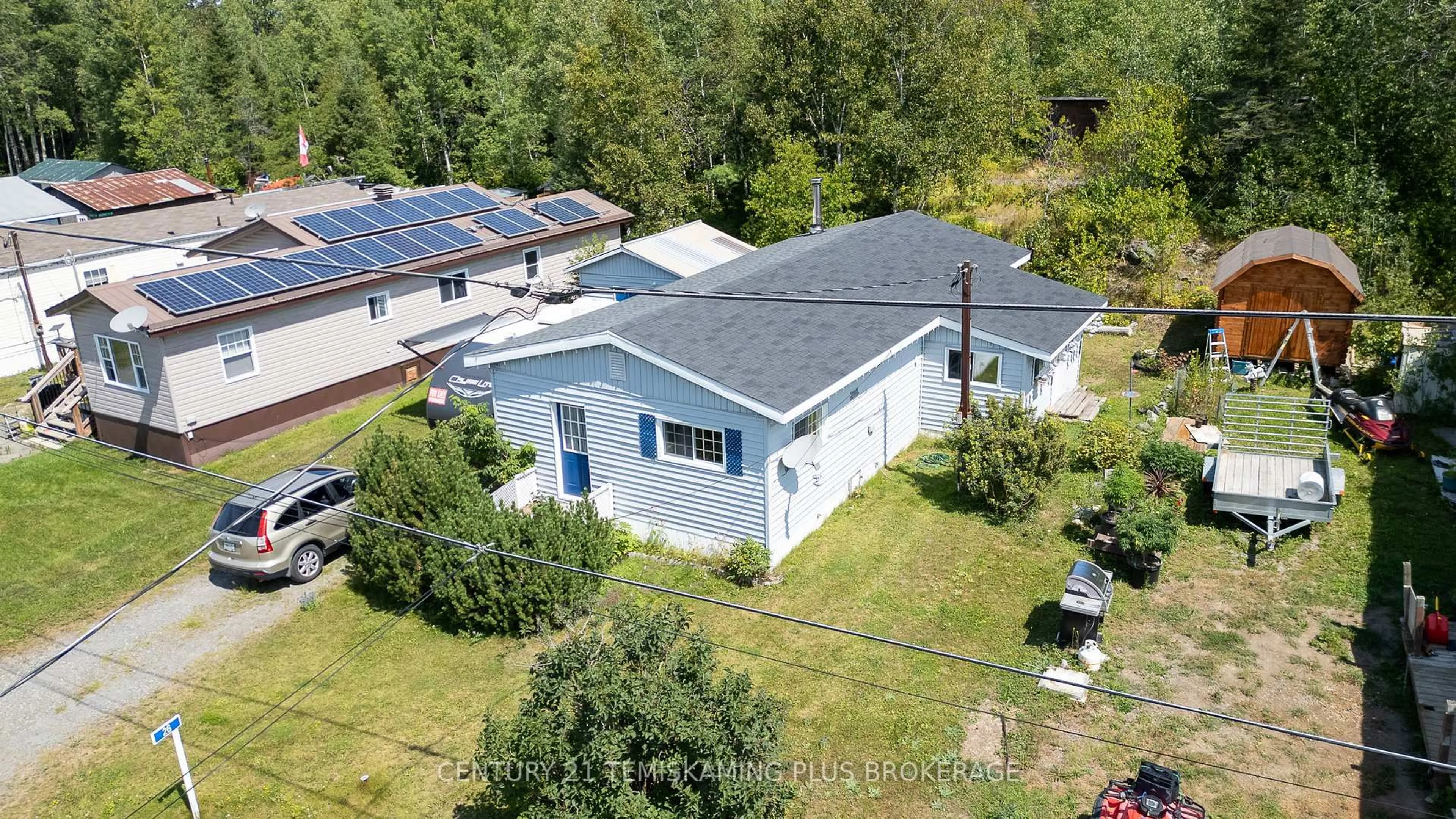 A pic from outside/outdoor area/front of a property/back of a property/a pic from drone, street for 26 Hillcrest Dr, Temagami Ontario P0H 2H0