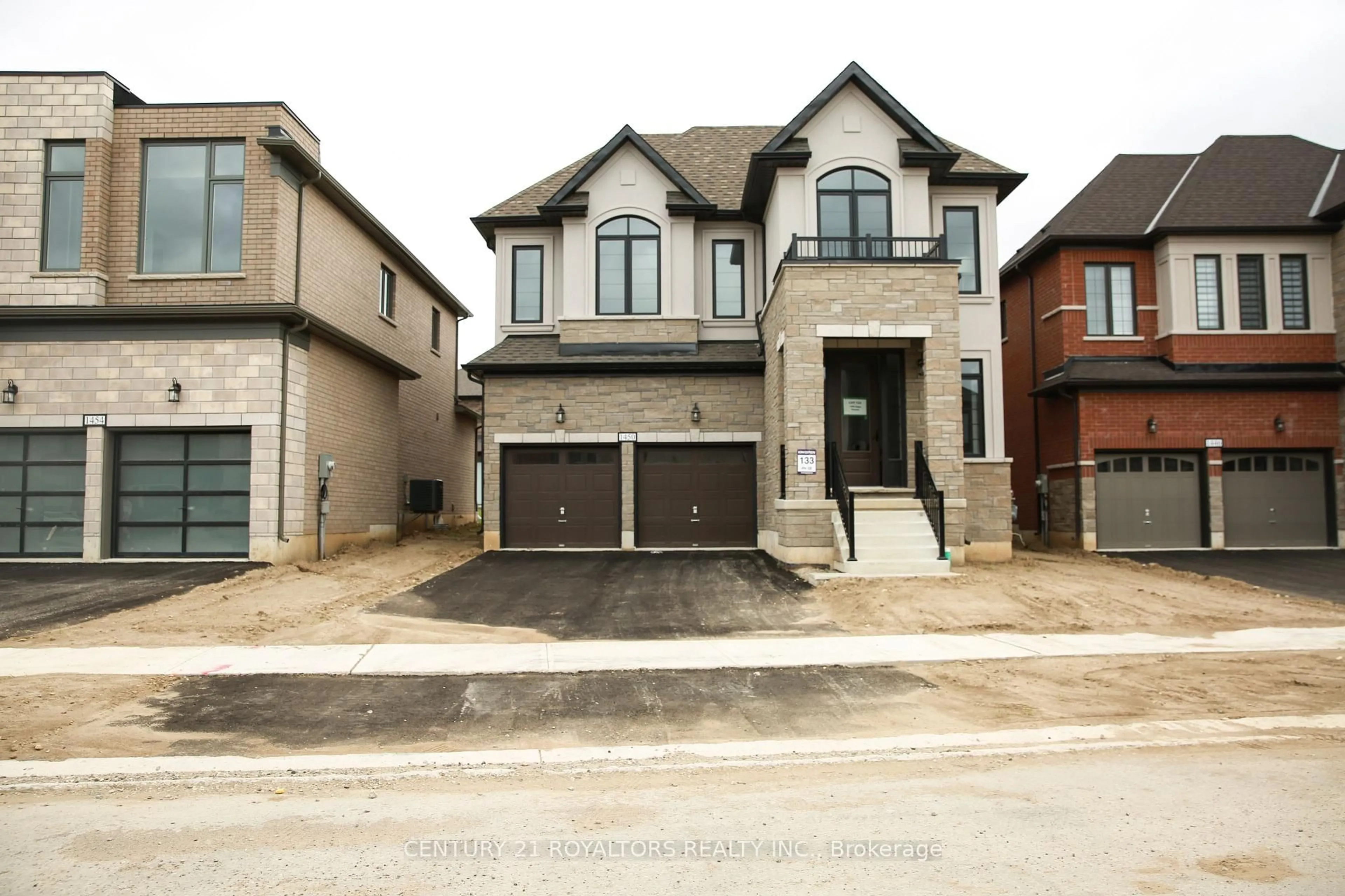 Home with brick exterior material, street for 1450 Upper Thames Dr, Woodstock Ontario N4T 0P9