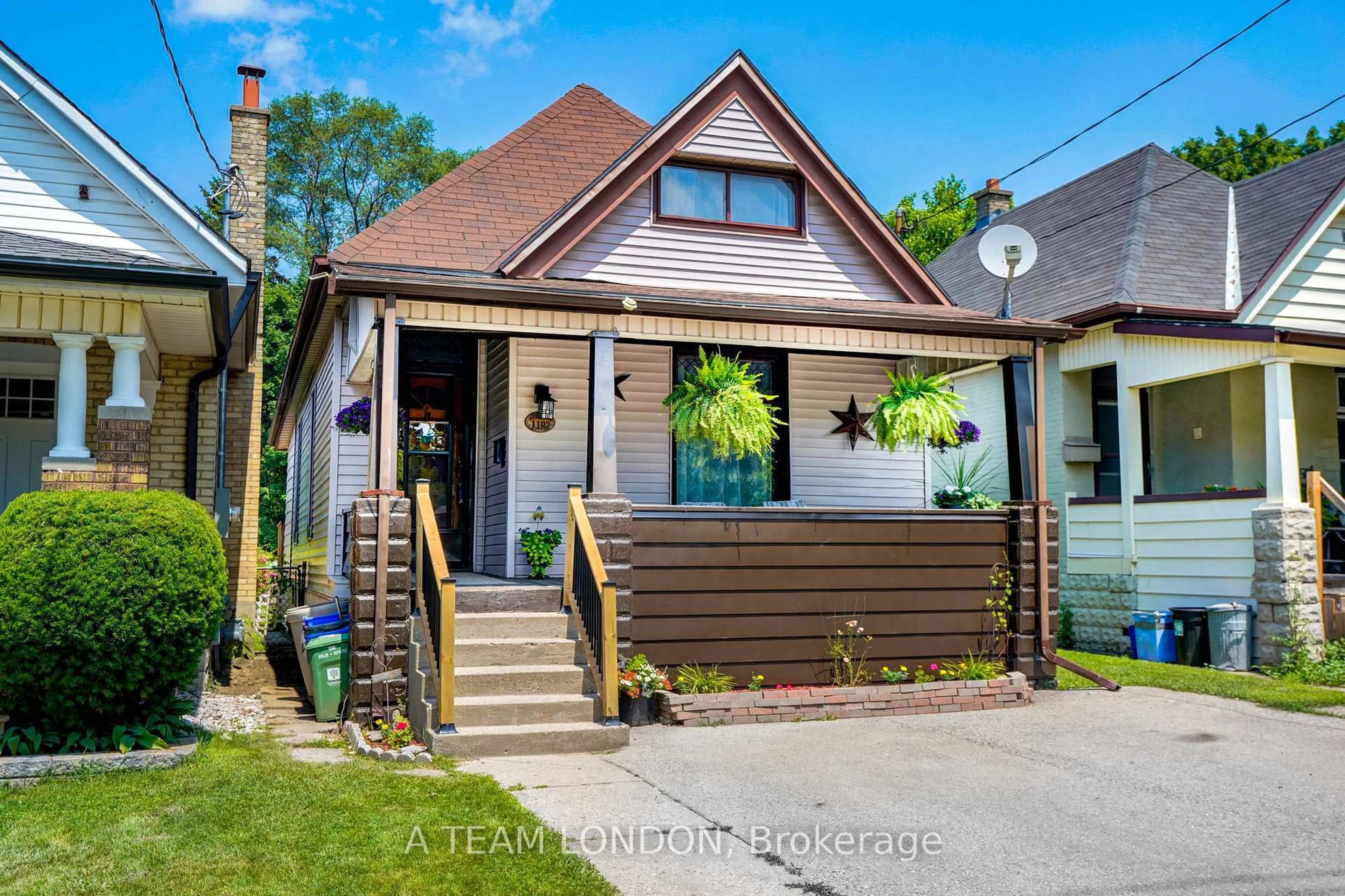 Home with brick exterior material, street for 1182 York St, London East Ontario N5W 2T9
