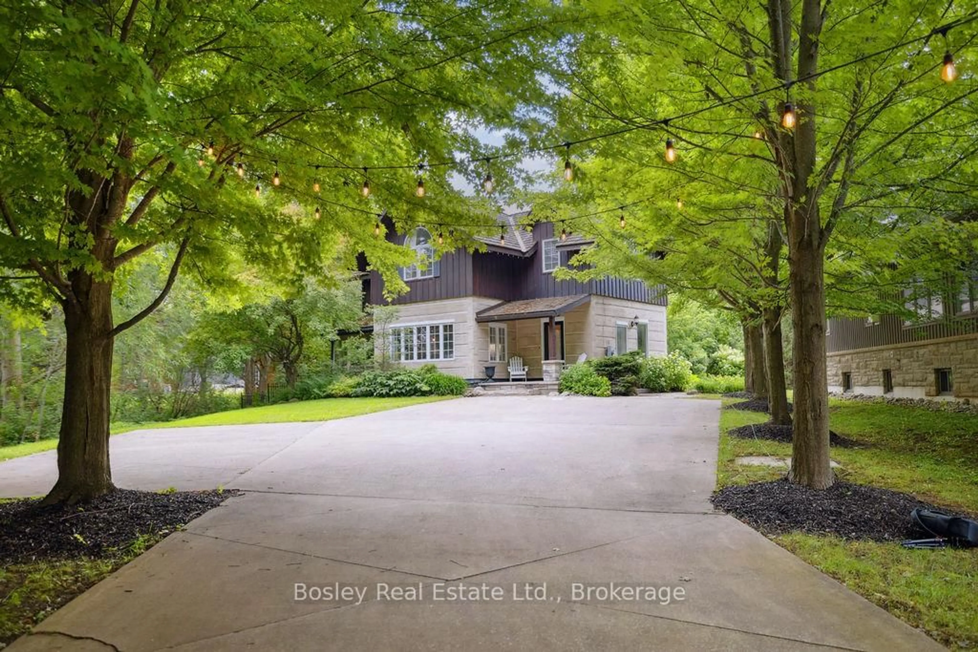 Unknown for 118 Heritage Dr, Blue Mountains Ontario L9Y 0M6