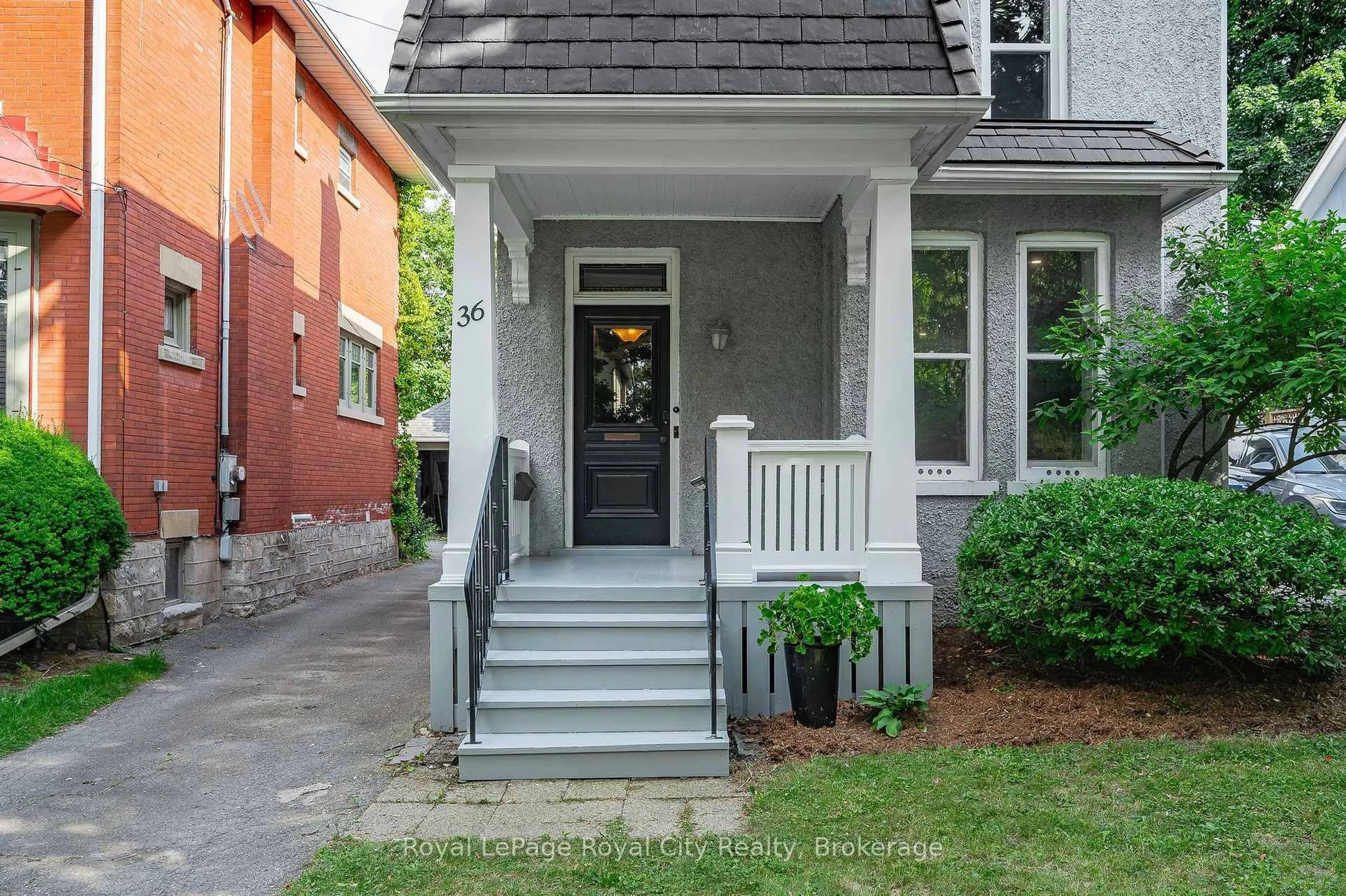 Home with brick exterior material, street for 36 Oxford St, Guelph Ontario N1H 2M3