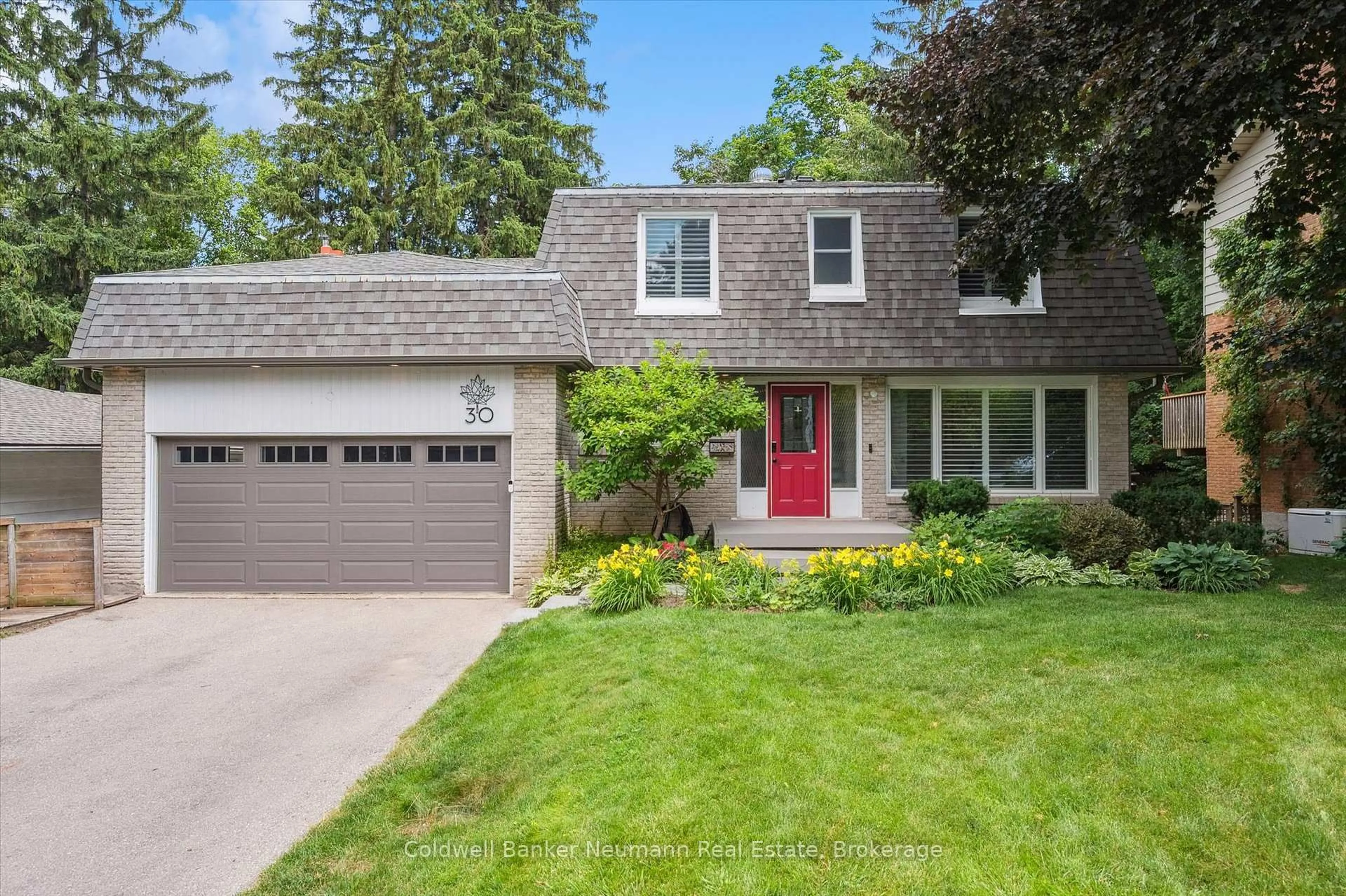 Home with vinyl exterior material, street for 30 Maple St, Guelph Ontario N1G 2G2