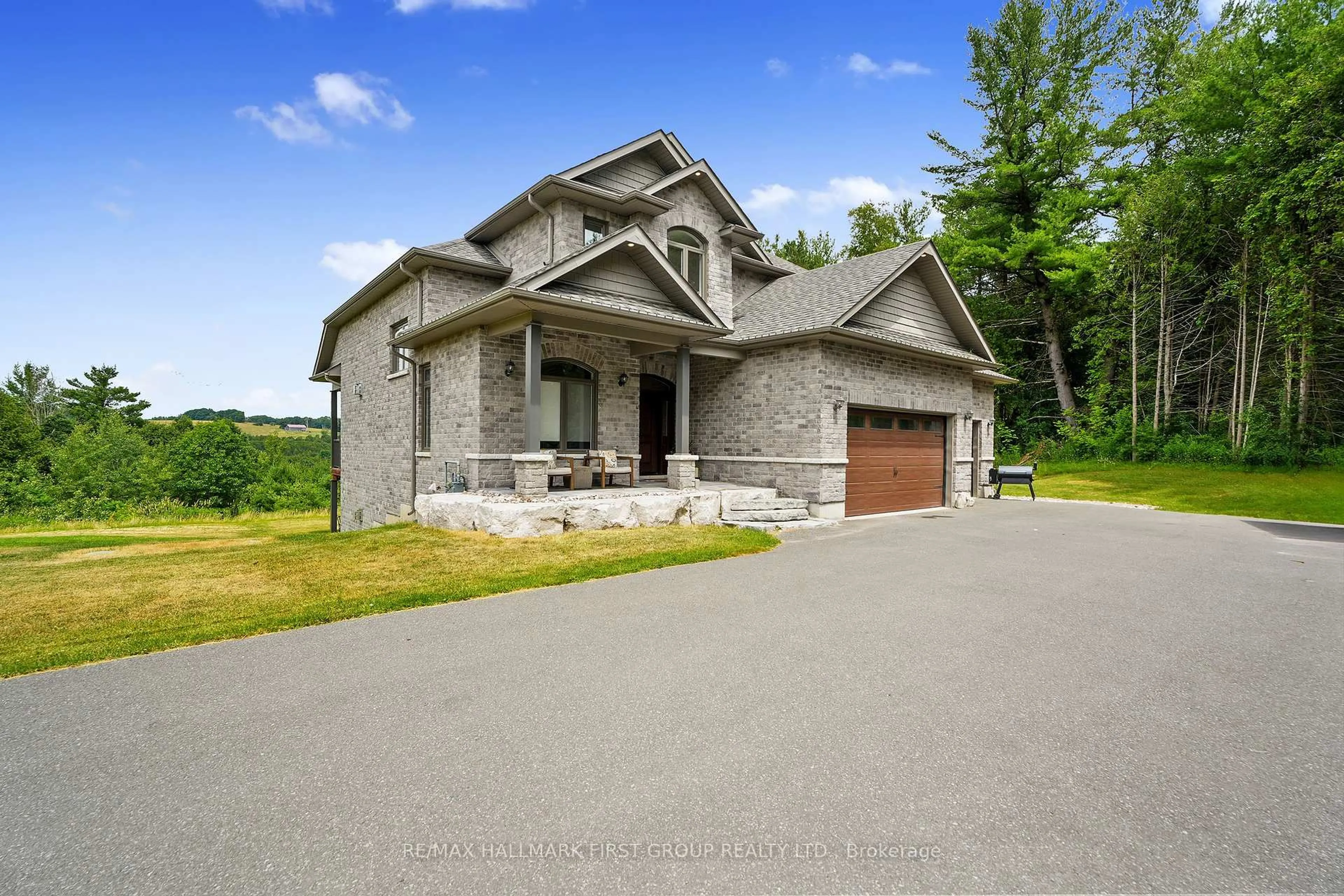 Home with brick exterior material, unknown for 38 Deerfield Dr, Hamilton Township Ontario K9A 4J9