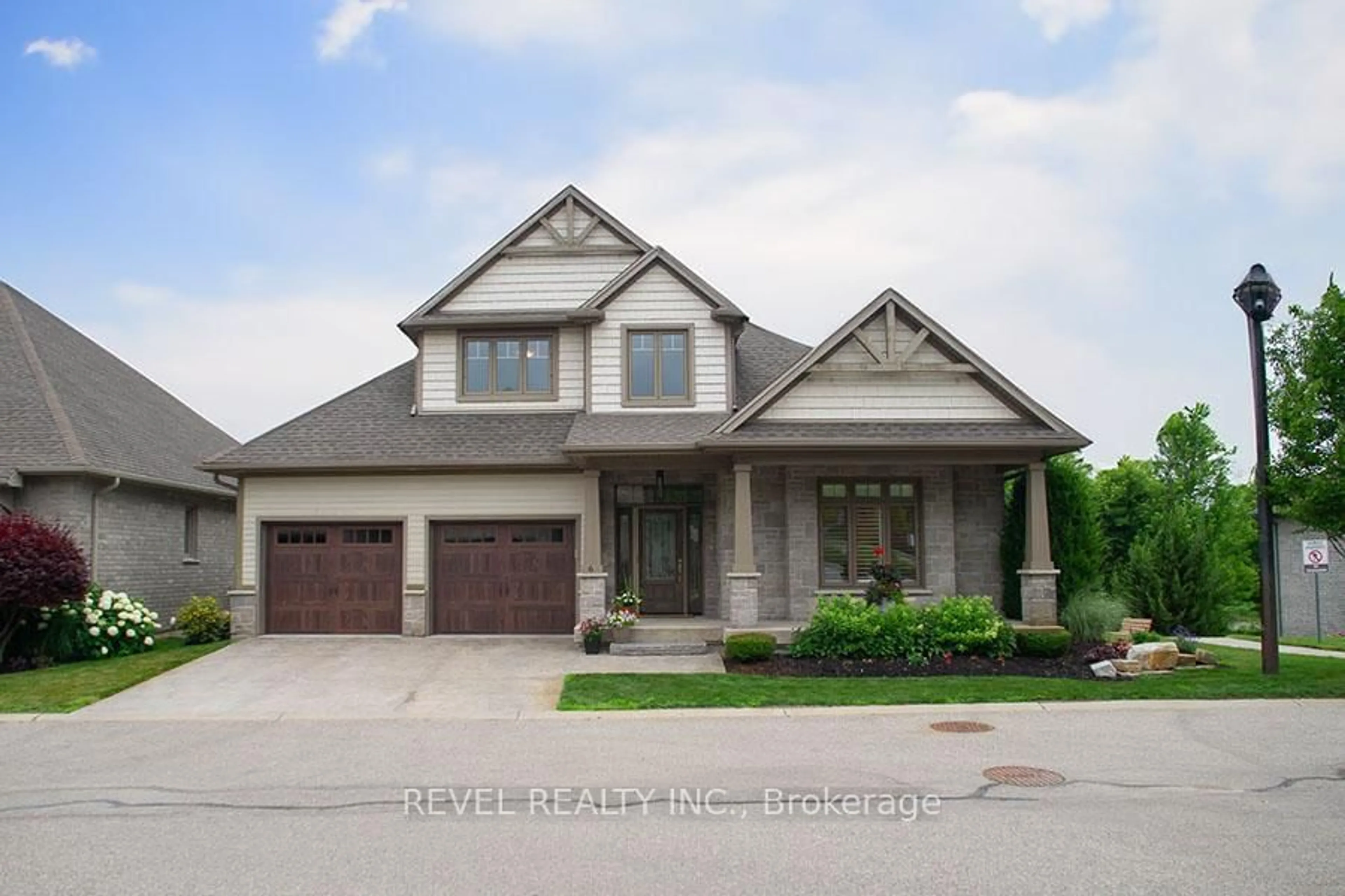 Home with brick exterior material, street for 158 Willow St #6, Brant Ontario N3L 0C5