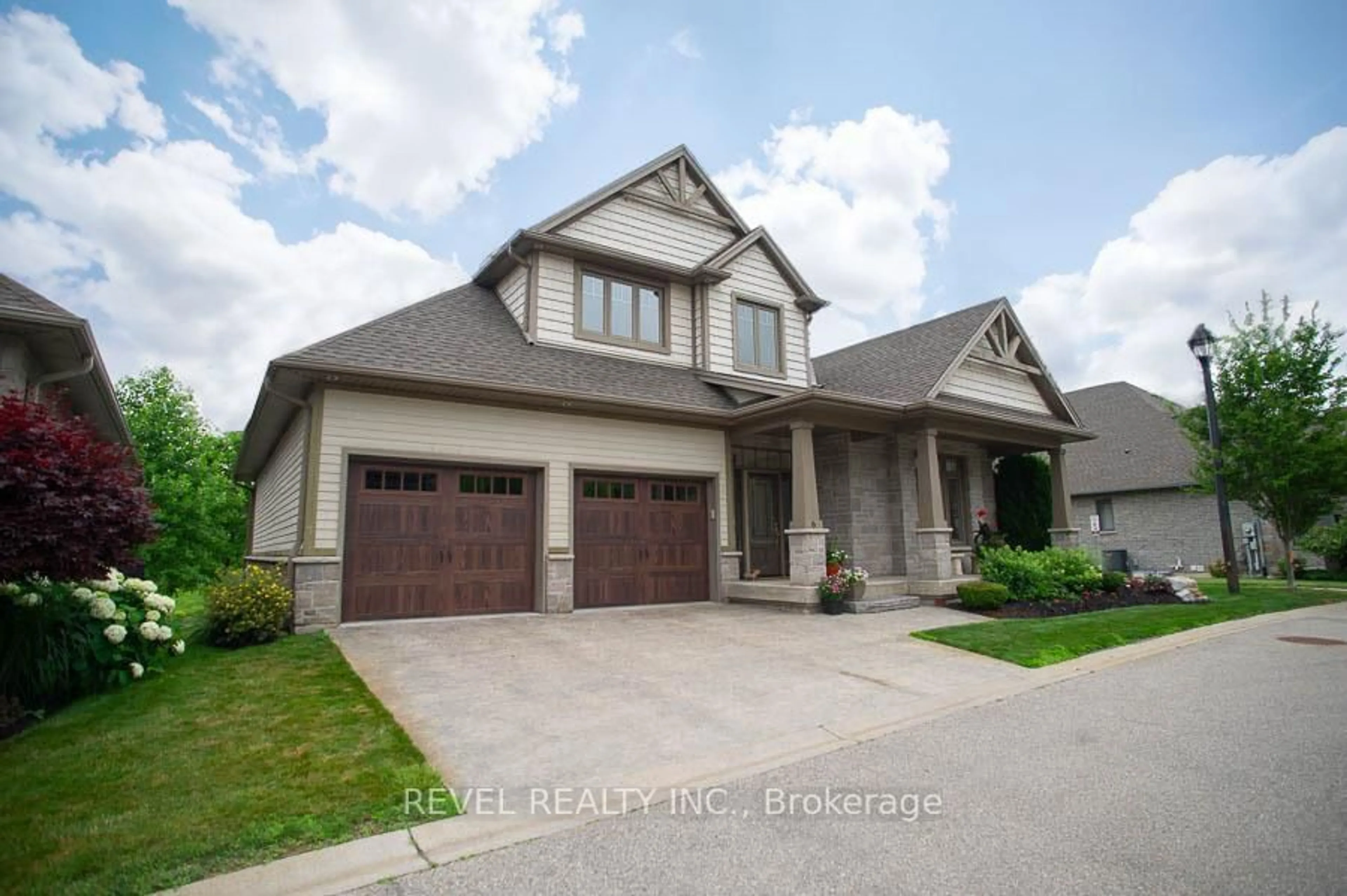 Home with brick exterior material, street for 158 Willow St #6, Brant Ontario N3L 0C5