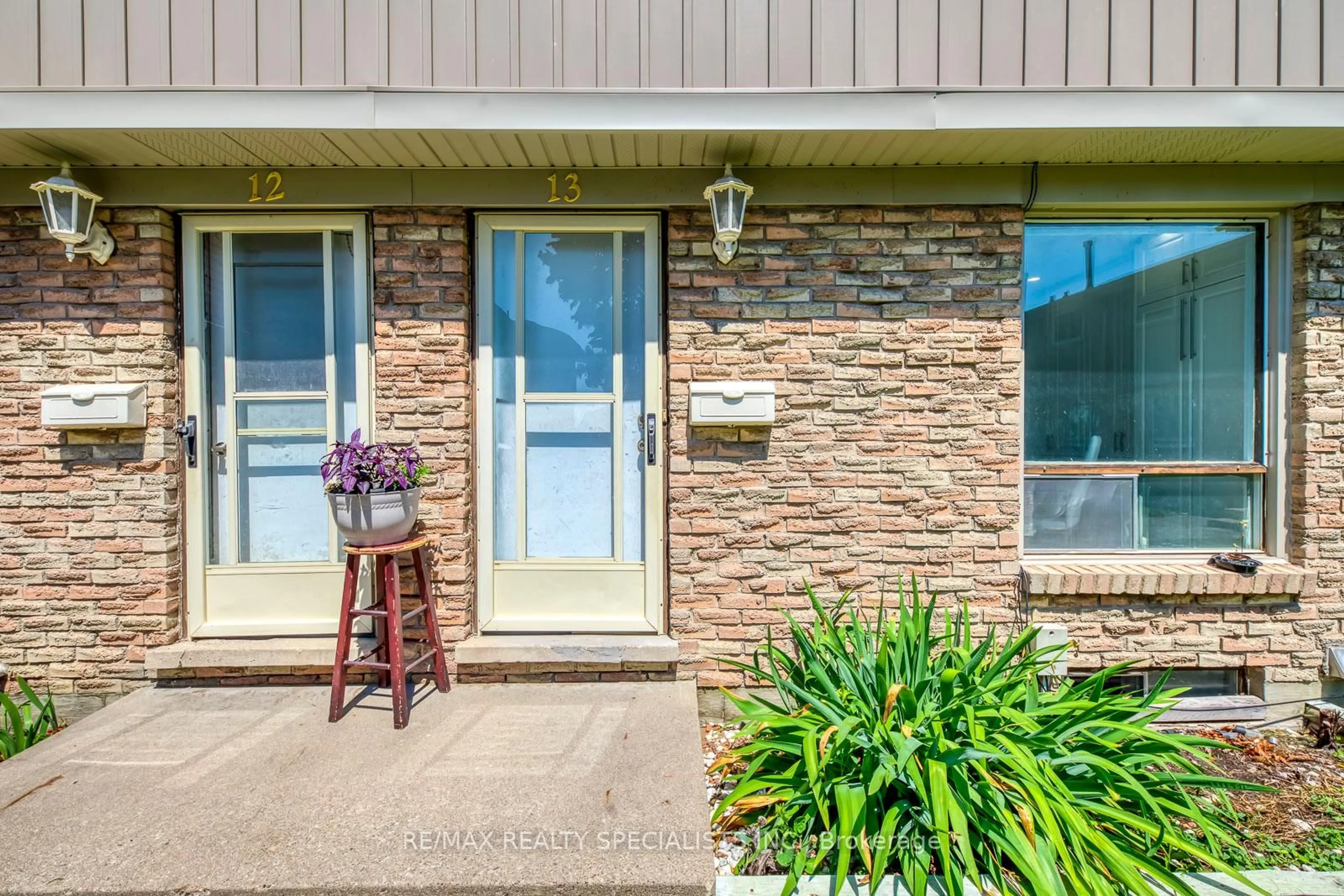 Unknown for 487 Elgin St #13, Cambridge Ontario N1R 6V4
