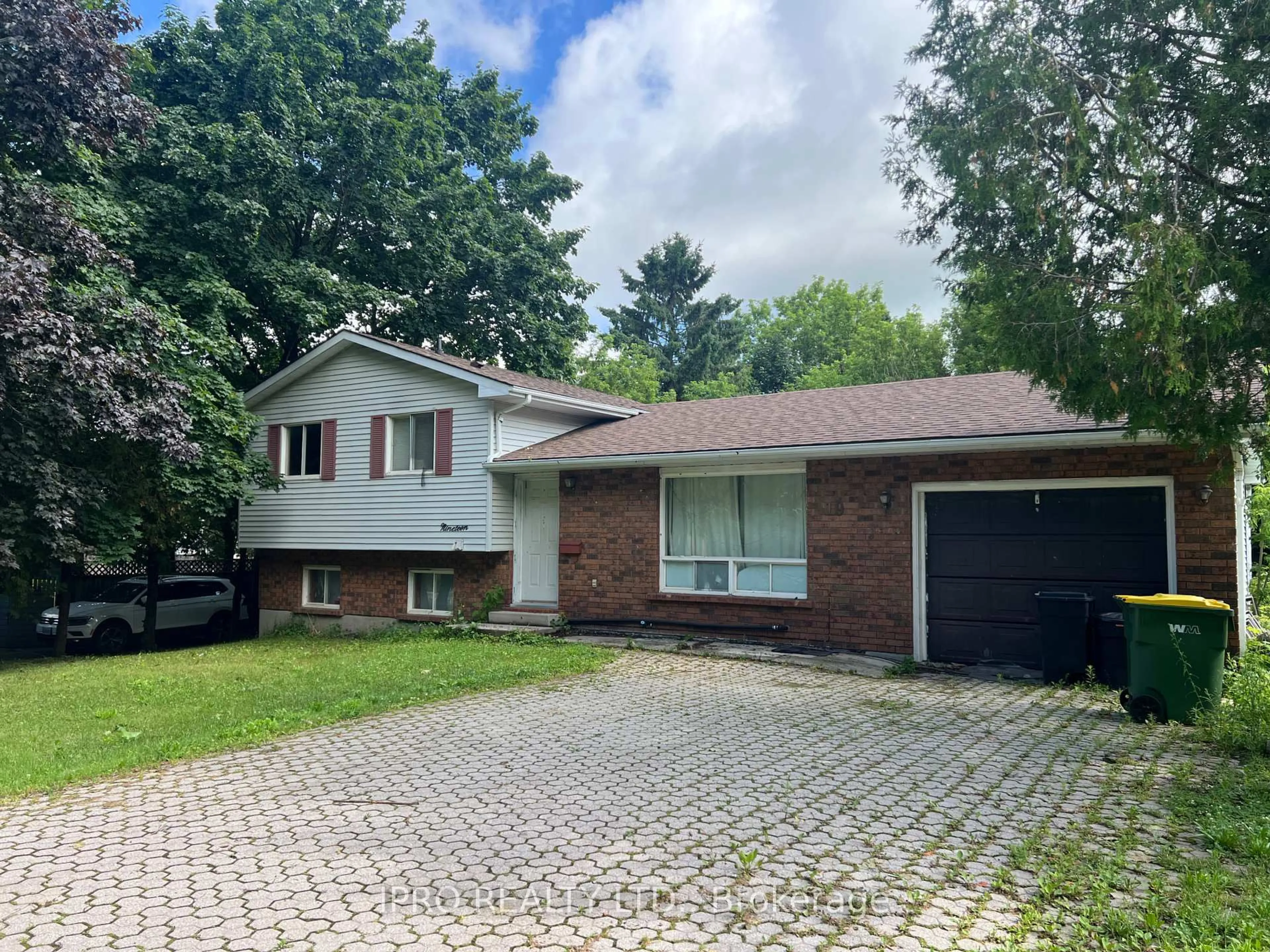 Home with brick exterior material, street for 19 Centre St, Grey Highlands Ontario N0C 1L0
