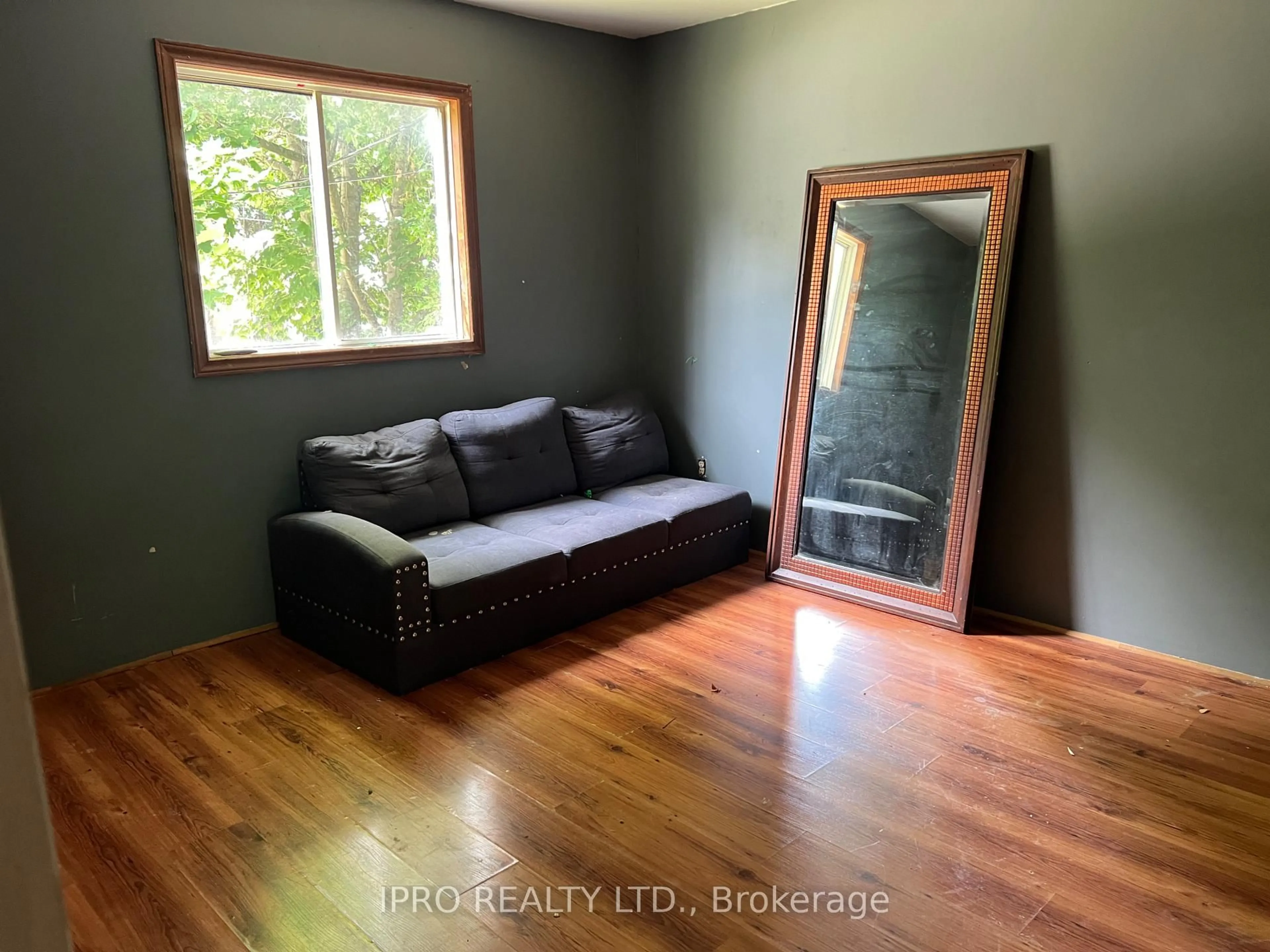 A pic of a room for 19 Centre St, Grey Highlands Ontario N0C 1L0