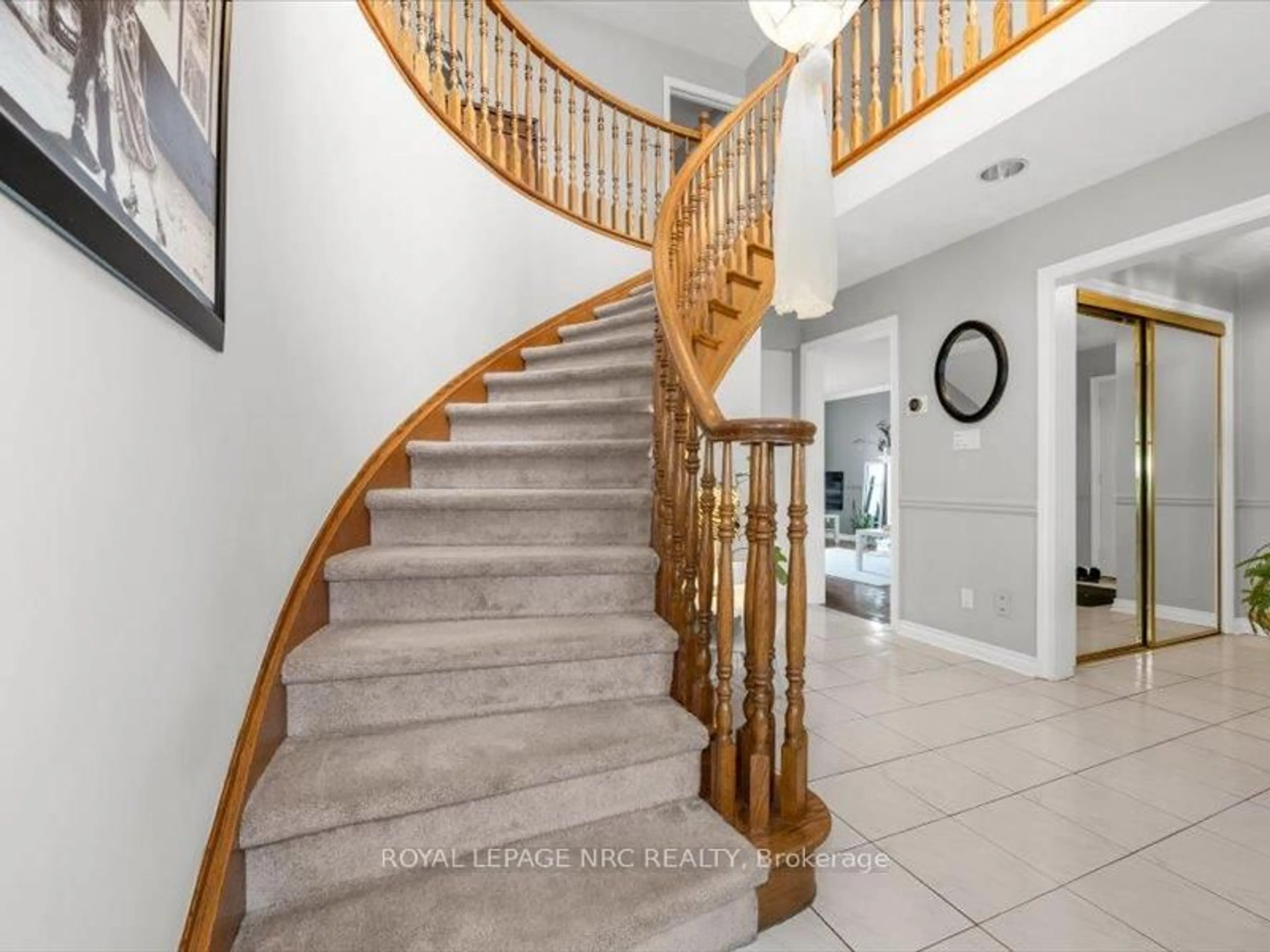 Unknown for 358 Grantham Ave, St. Catharines Ontario L2M 5A6